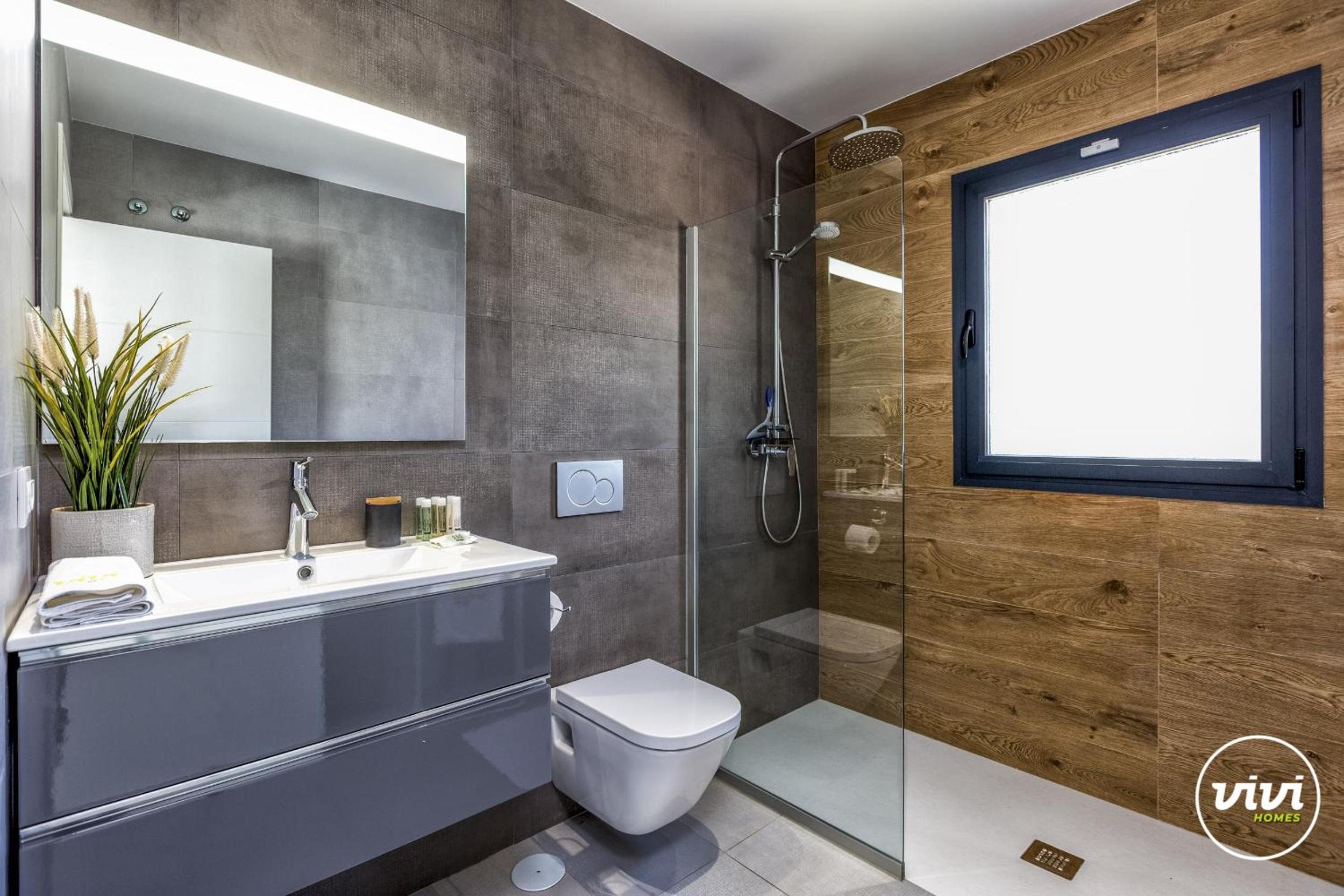 ViVi Homes -Villa Ruby Pool, Garden, Golf & Beach