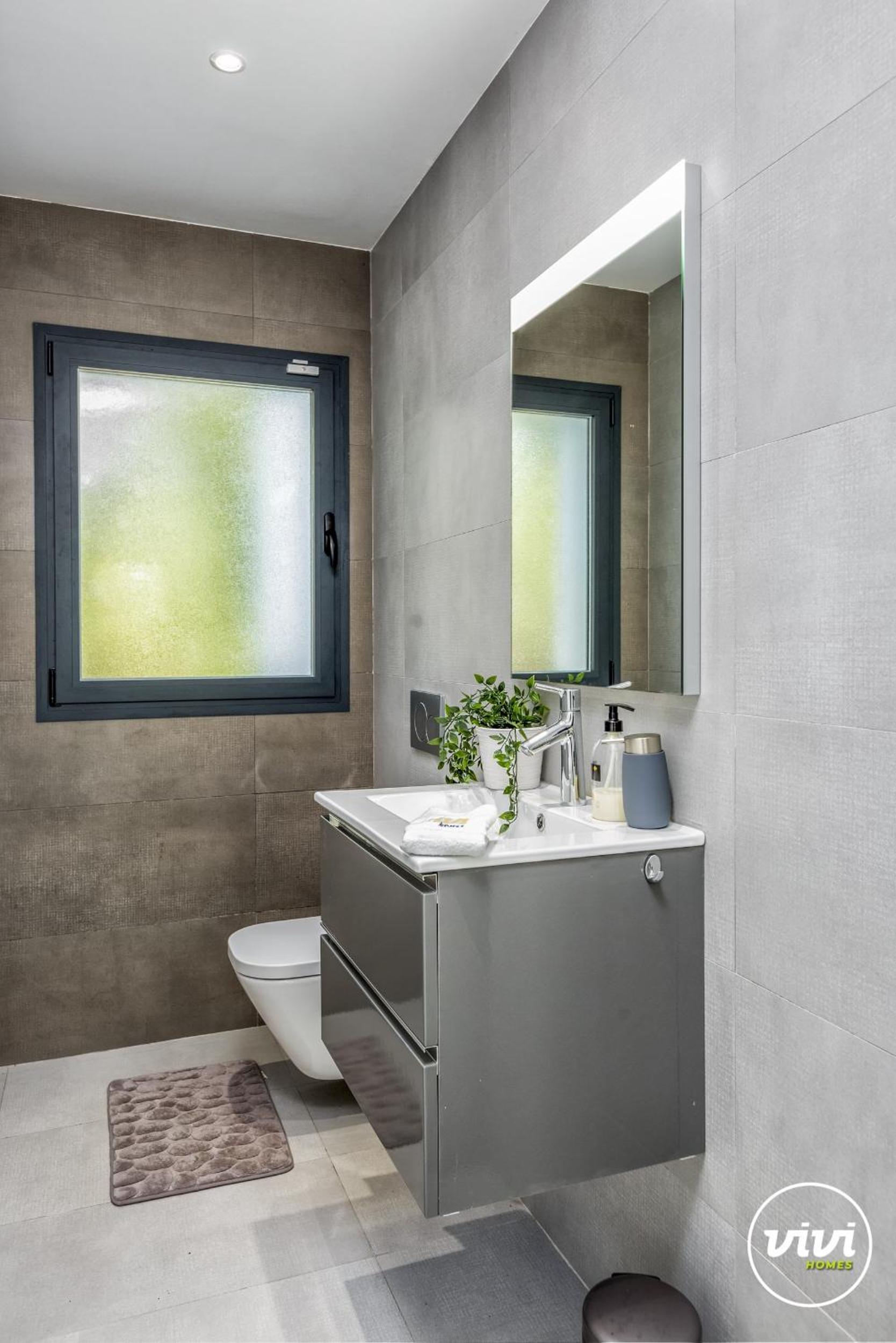 ViVi Homes -Villa Ruby Pool, Garden, Golf & Beach