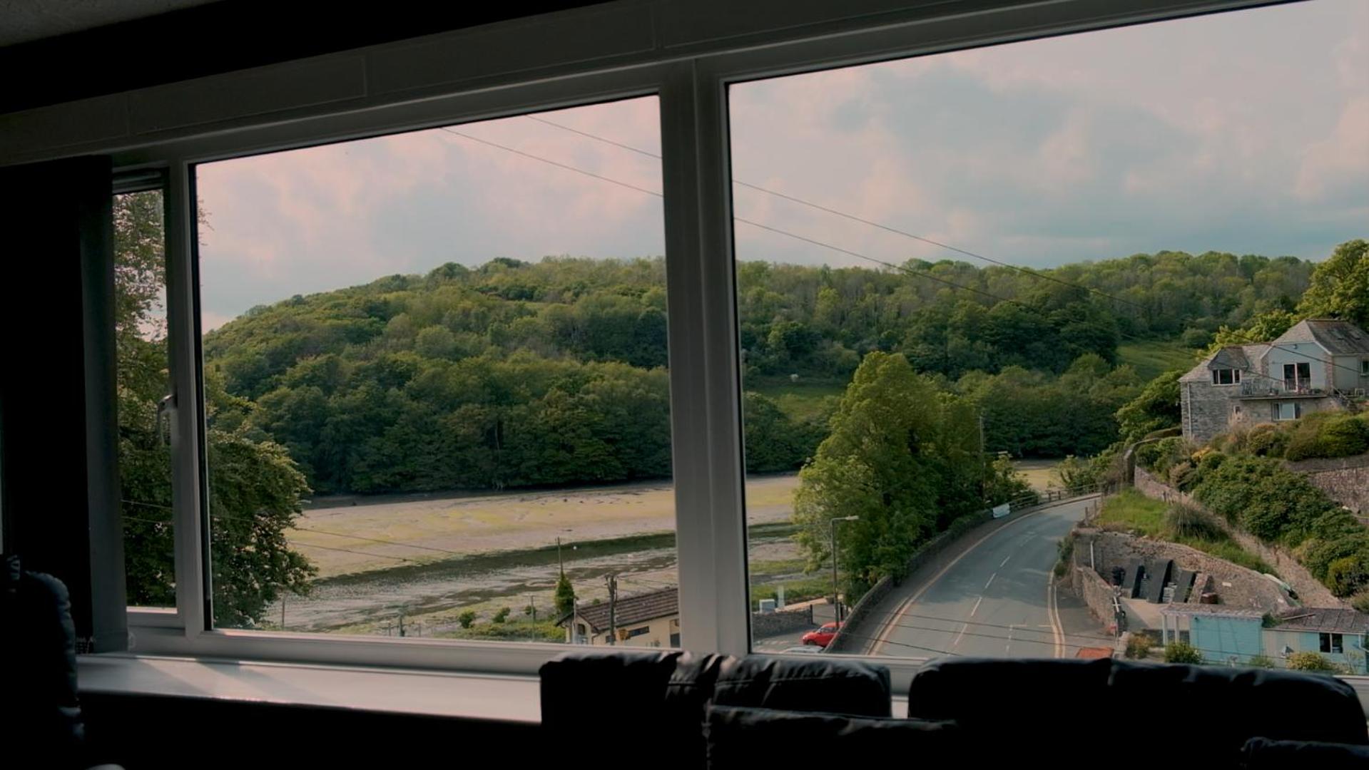 Looe Vacations - Captain's Quarters parking for 1 car, EV point - Property Image 3