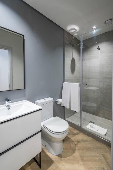 Studio Apartment with great views view 4