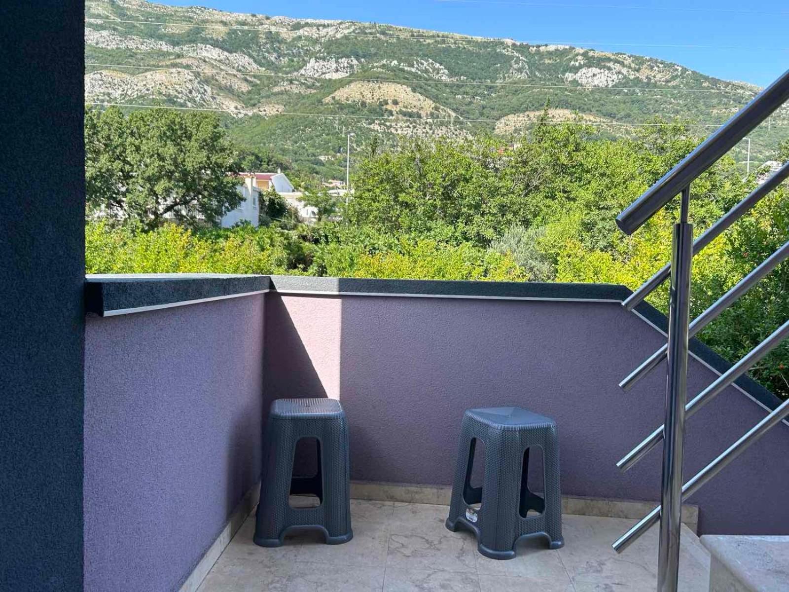 TEODORA DARIJA LUCIJA APARTMANI Sutomore