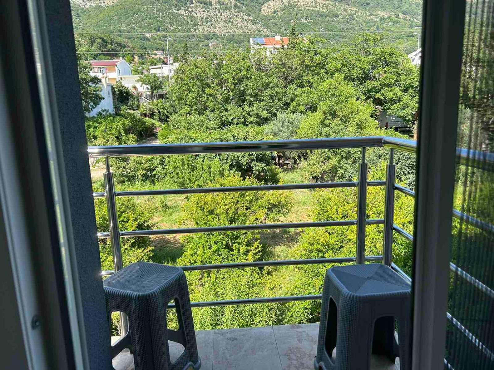 TEODORA DARIJA LUCIJA APARTMANI Sutomore