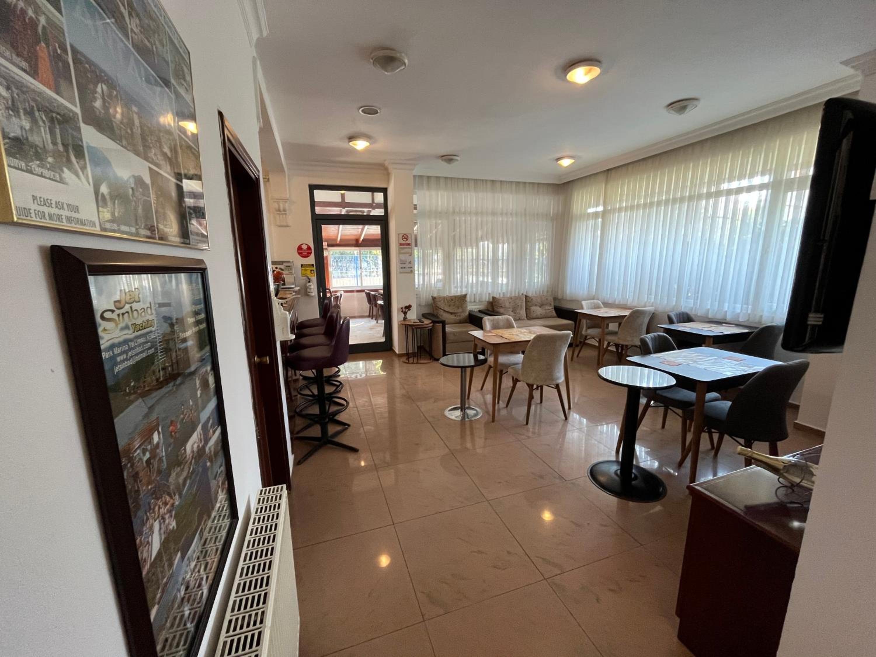 Hotel Lunay - Image 38