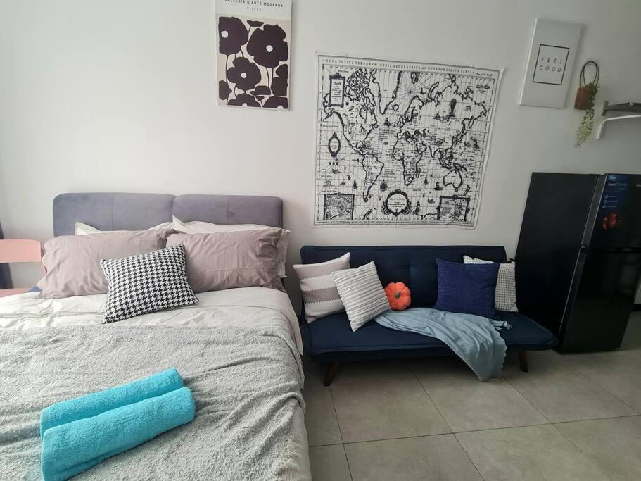 Contemporary 2R2B Studio 10 minutes from KLCC