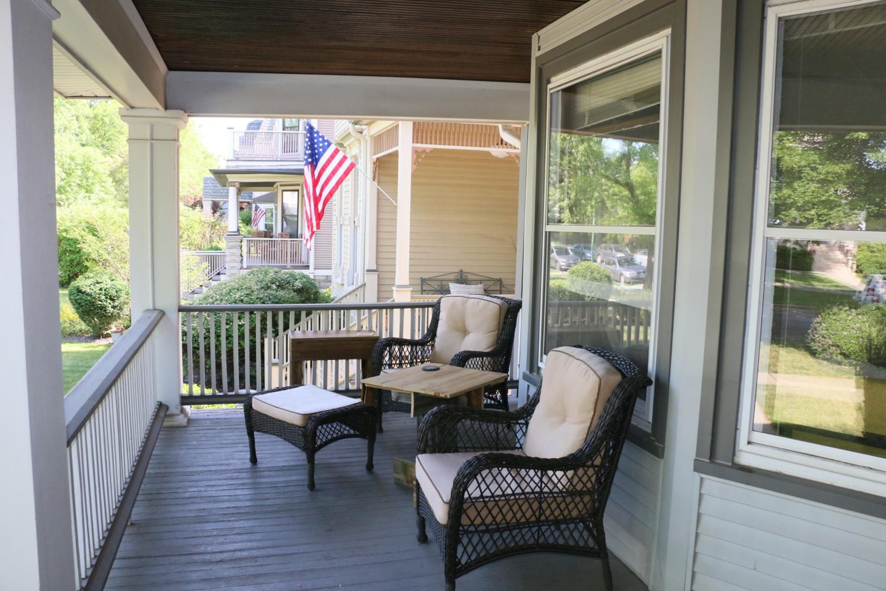 Hotel Historic Home Near Downtown In Public Transportation Hub