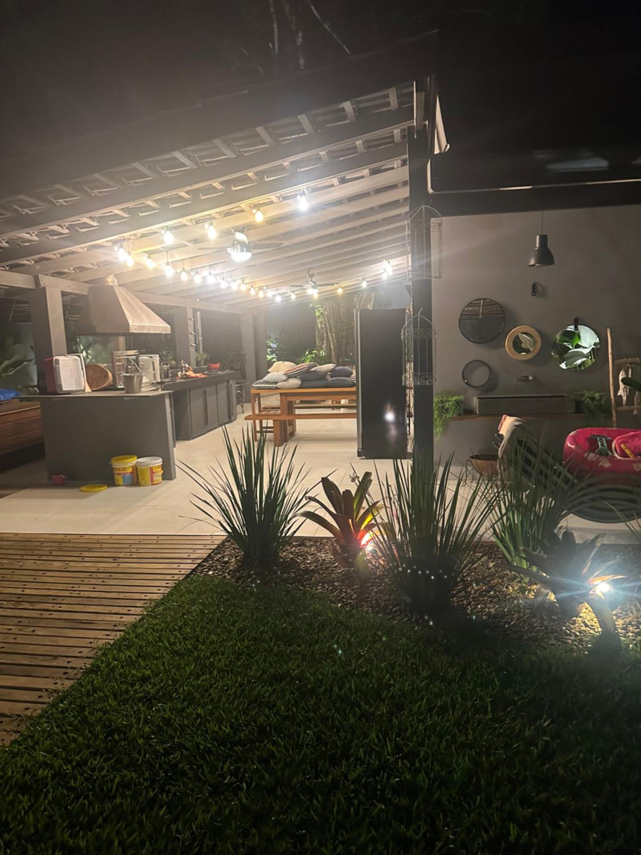 Casa térrea com acessibilidade em Juquehy com piscina climatizada e hidromassagem