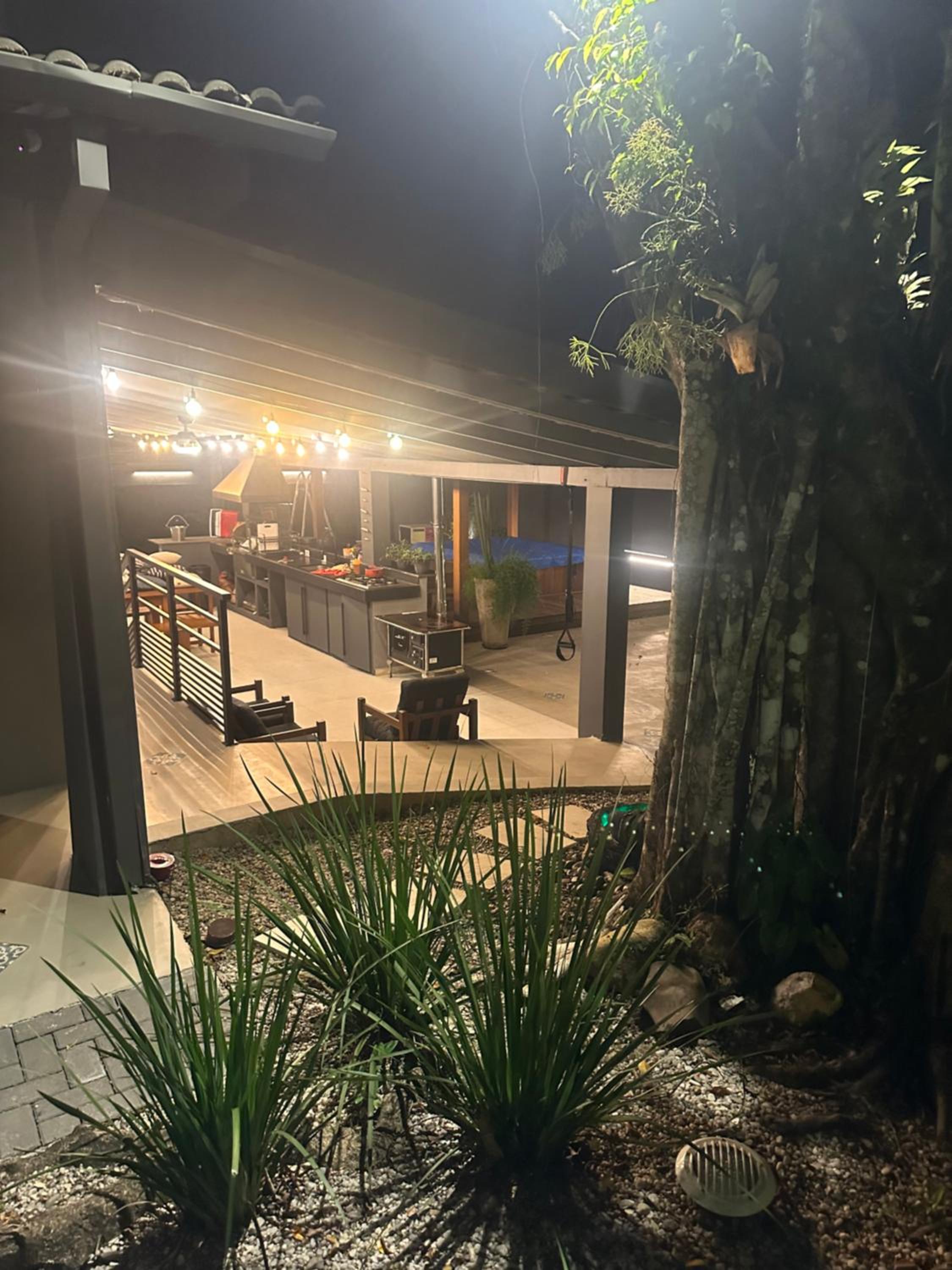 Casa térrea com acessibilidade em Juquehy com piscina climatizada e hidromassagem