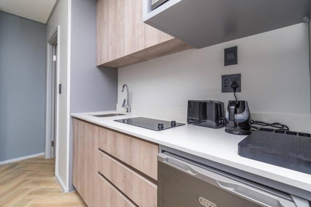 Beautiful brand-new luxury apartment in the city view 3