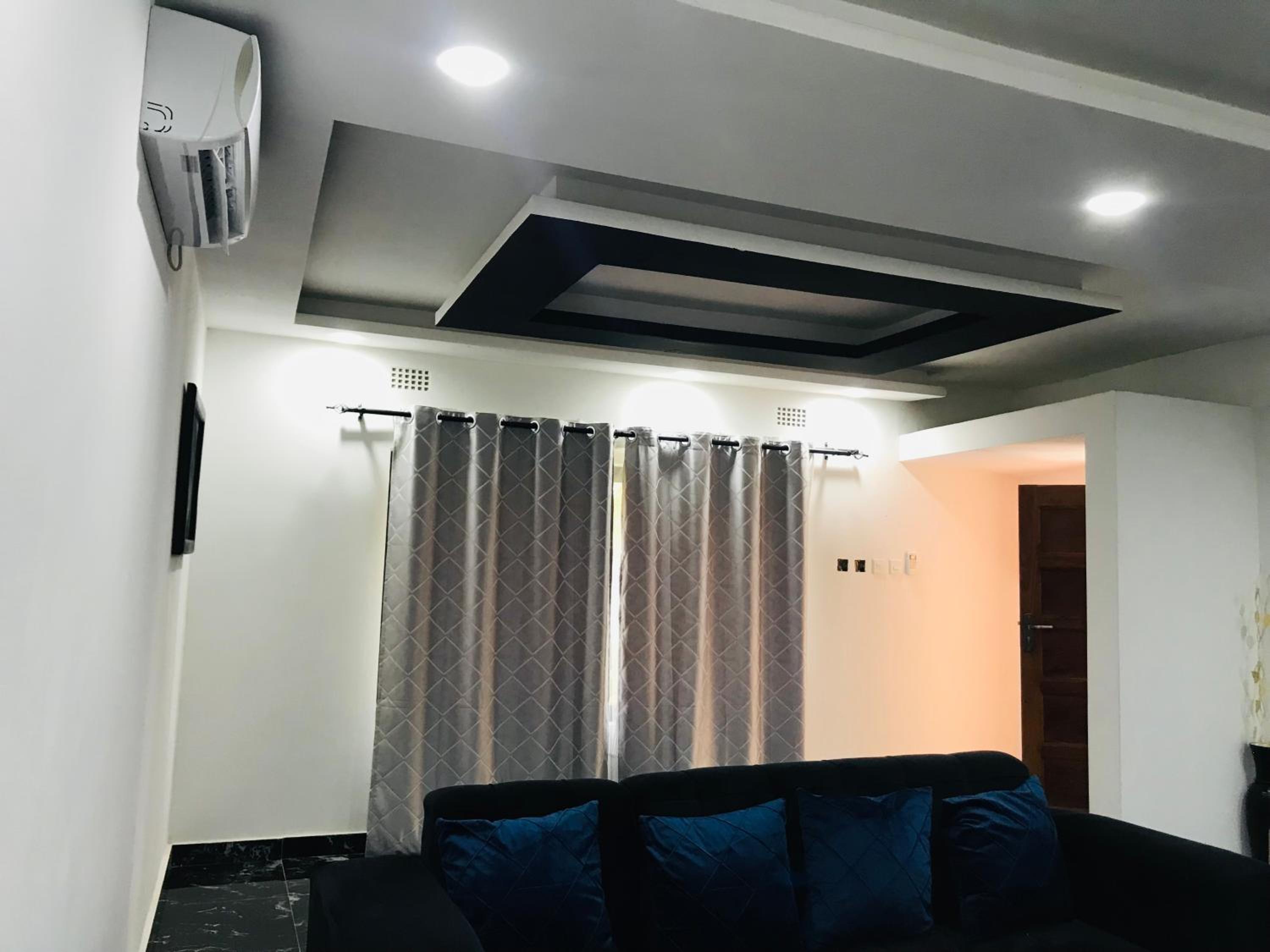 Batoka Apartments