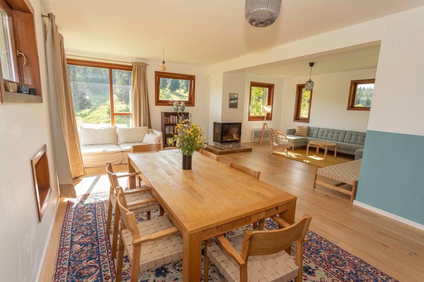 Forest Hideaway: Family/group friendly Villa