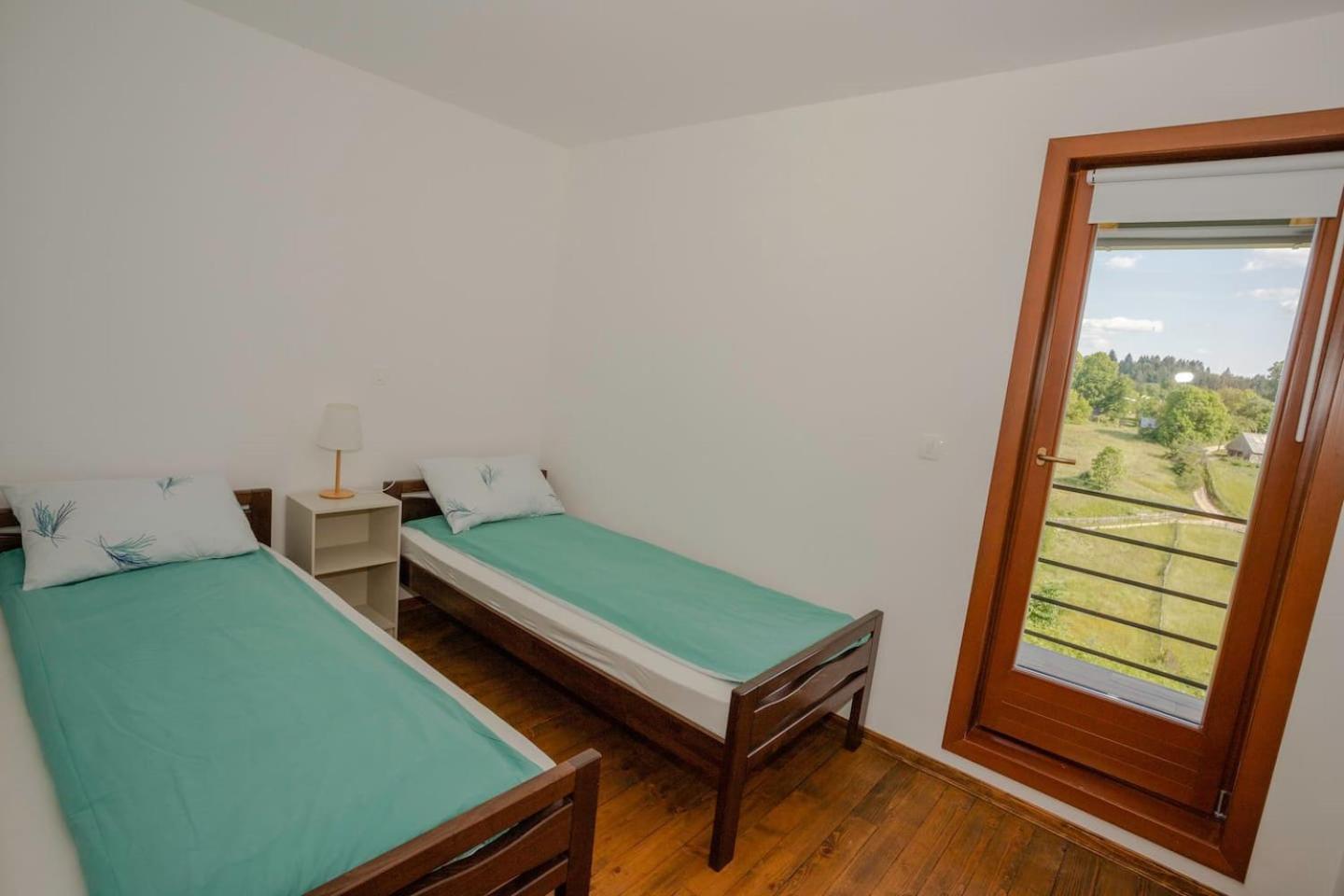 Forest Hideaway: Family/group friendly Villa