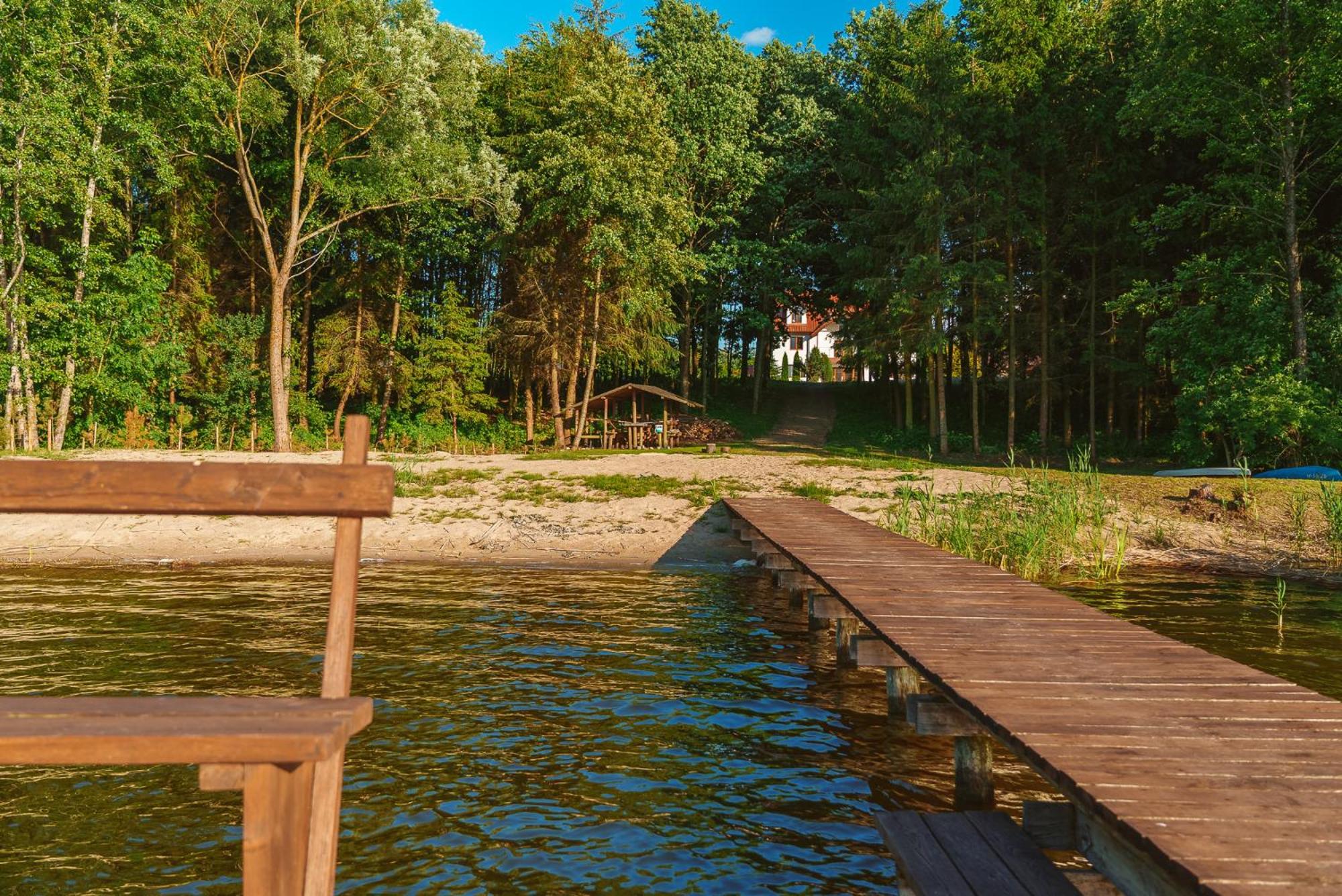 Przystań Jeziorany - pokoje nad jeziorem