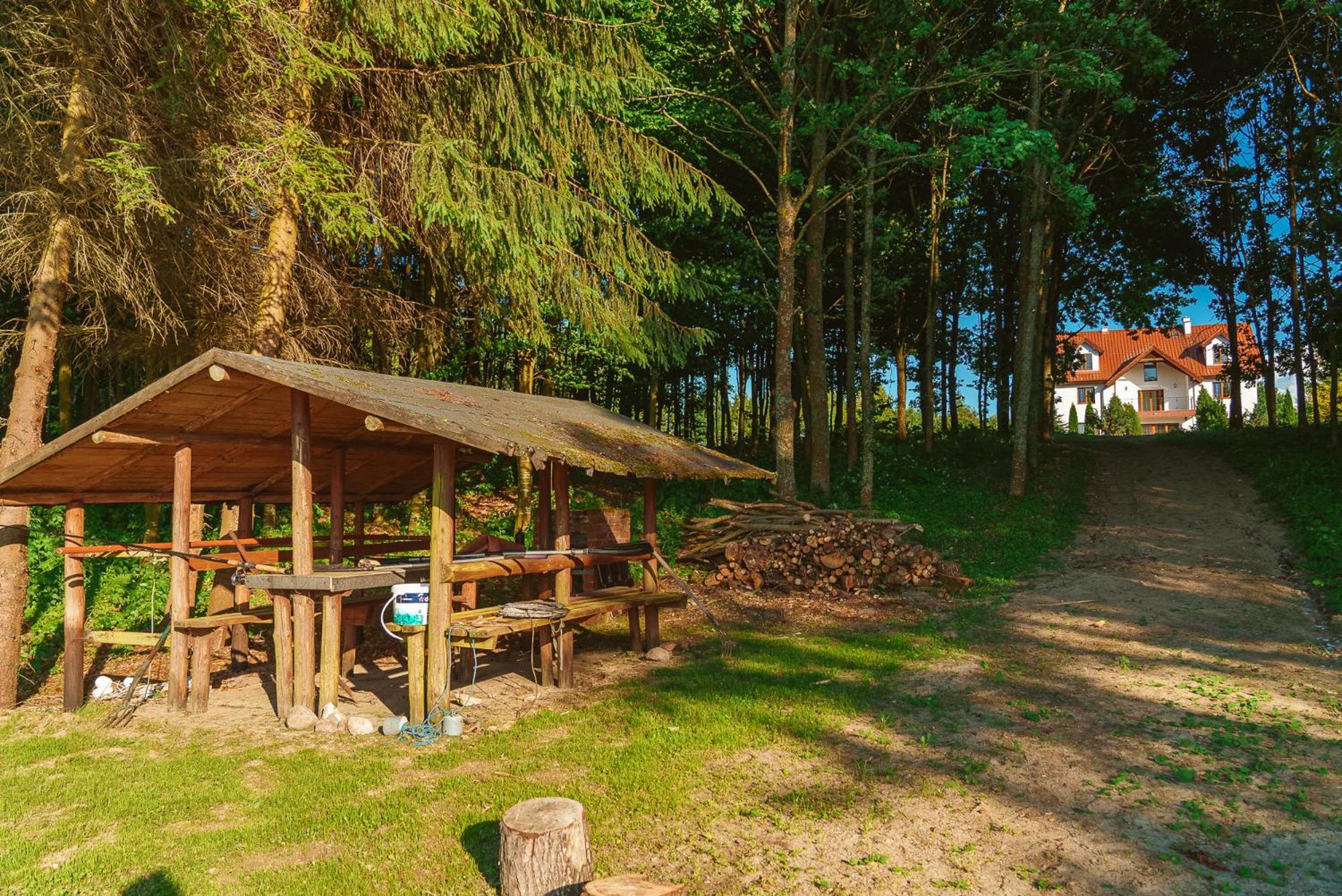 Przystań Jeziorany - pokoje nad jeziorem