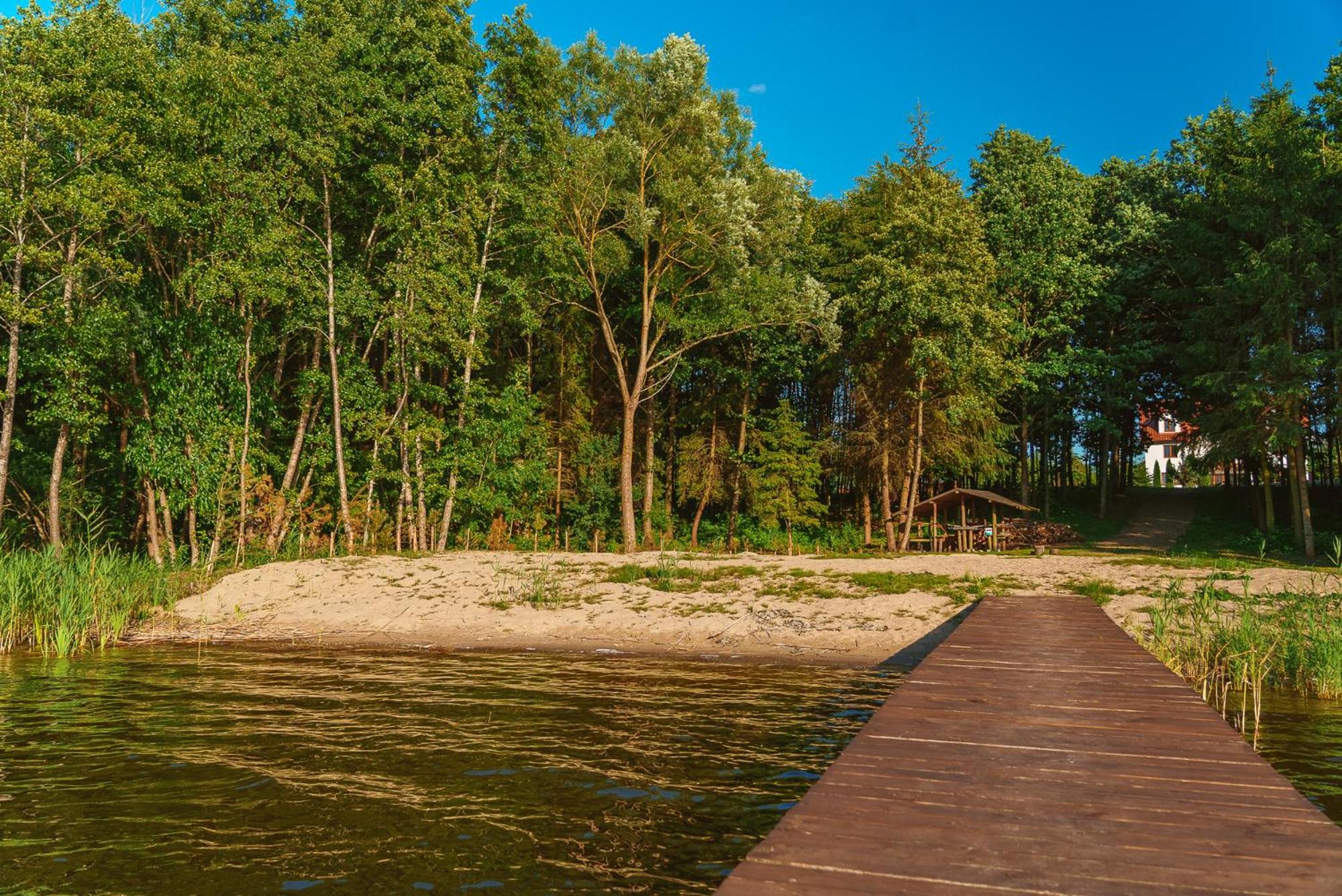 Przystań Jeziorany - pokoje nad jeziorem