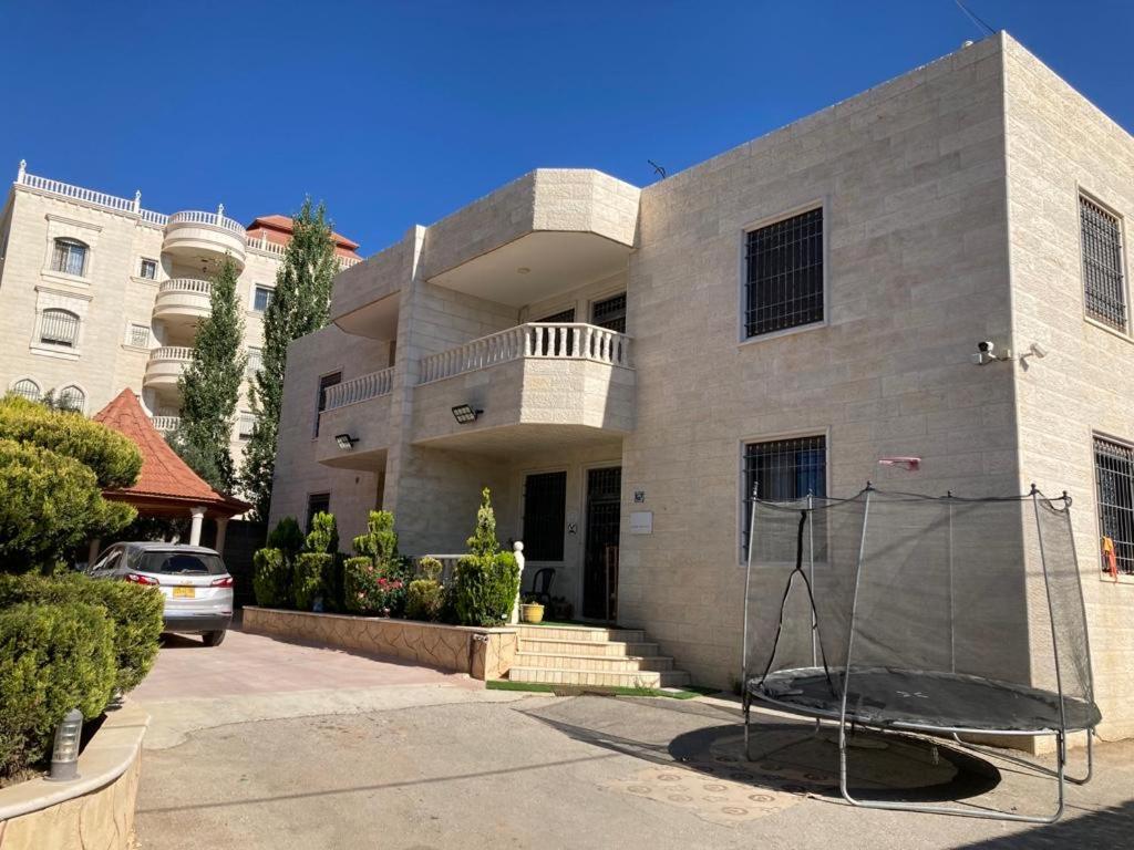German-Palestinian Appartement