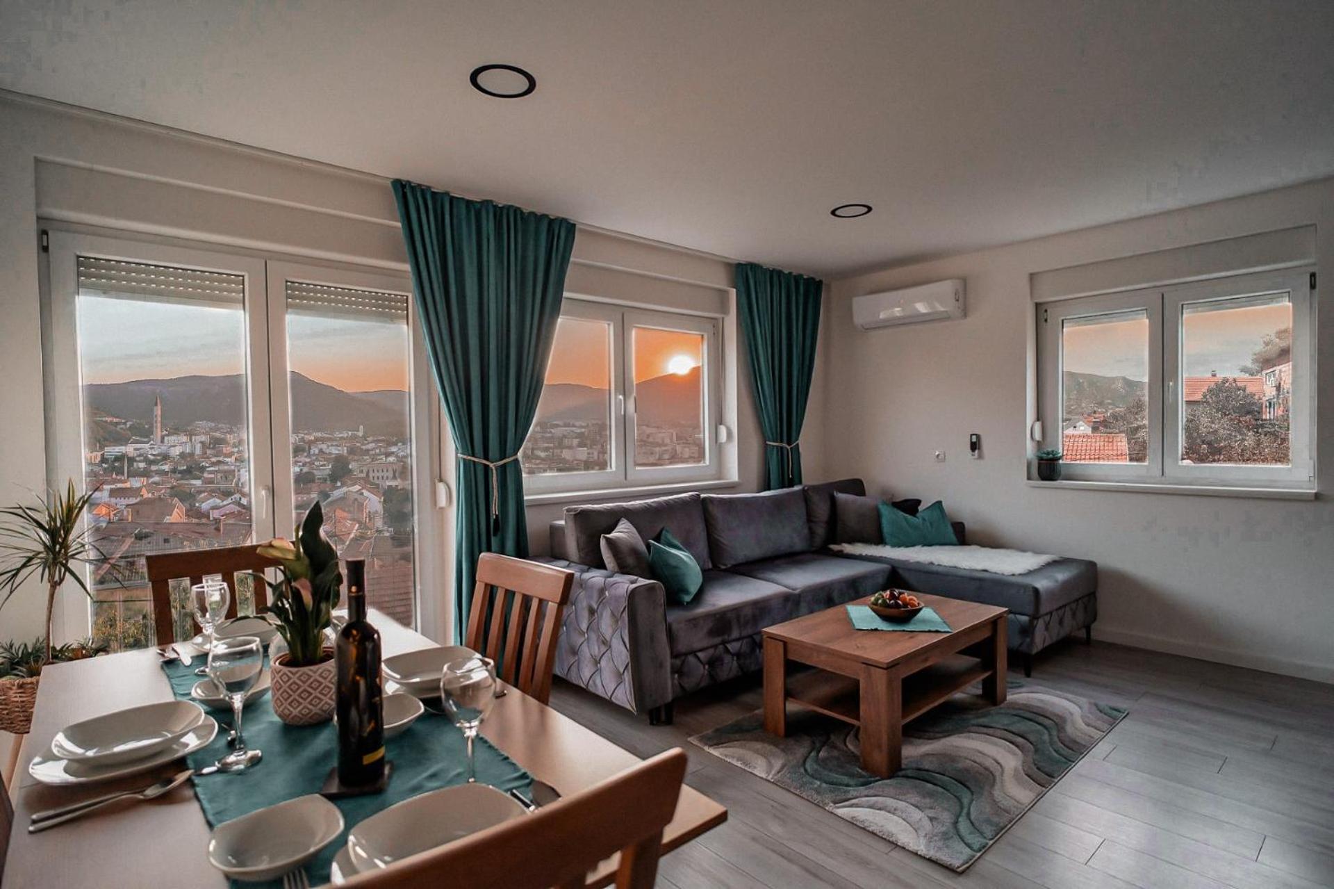 Sunset View Apartments
