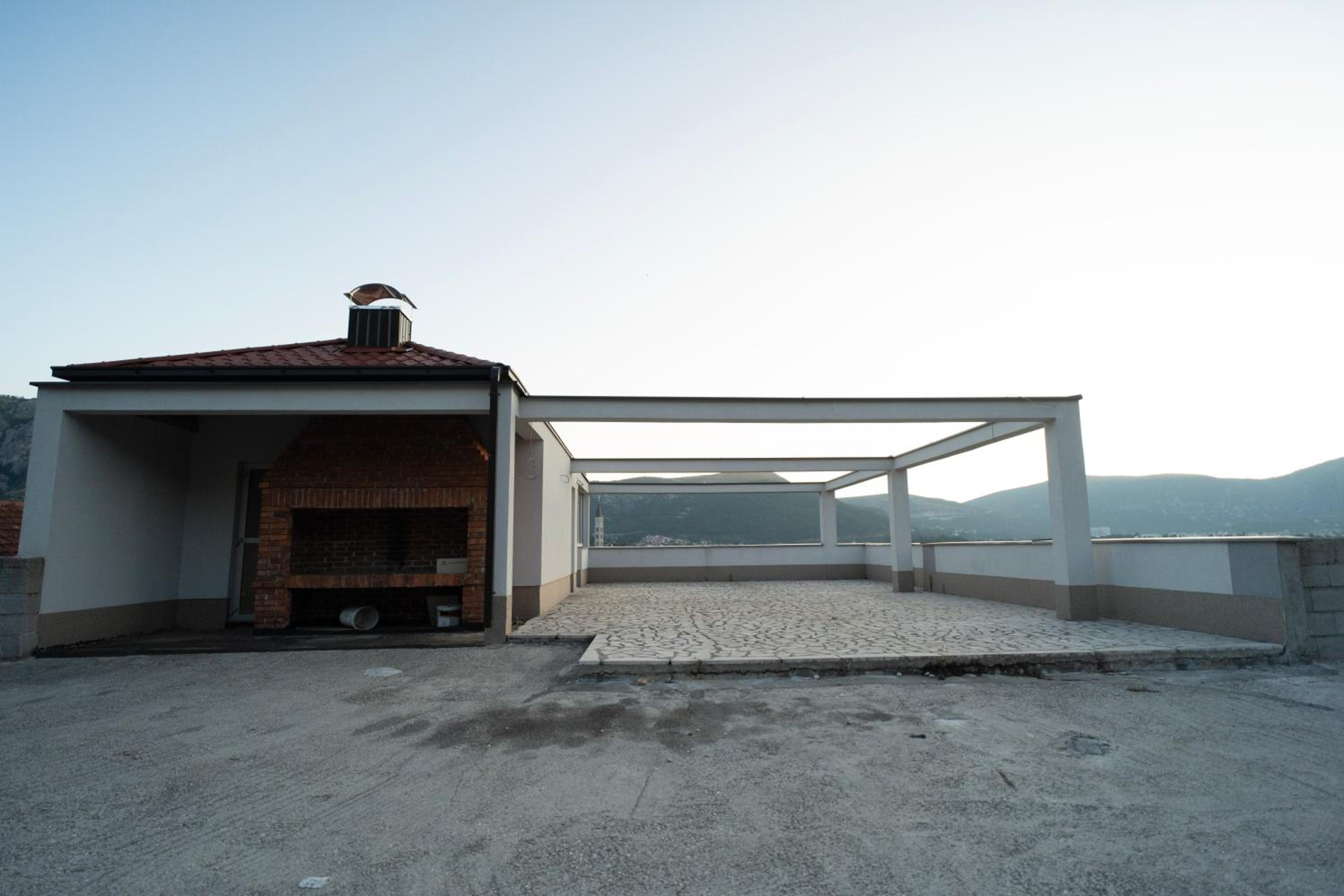 Sunset View Apartments