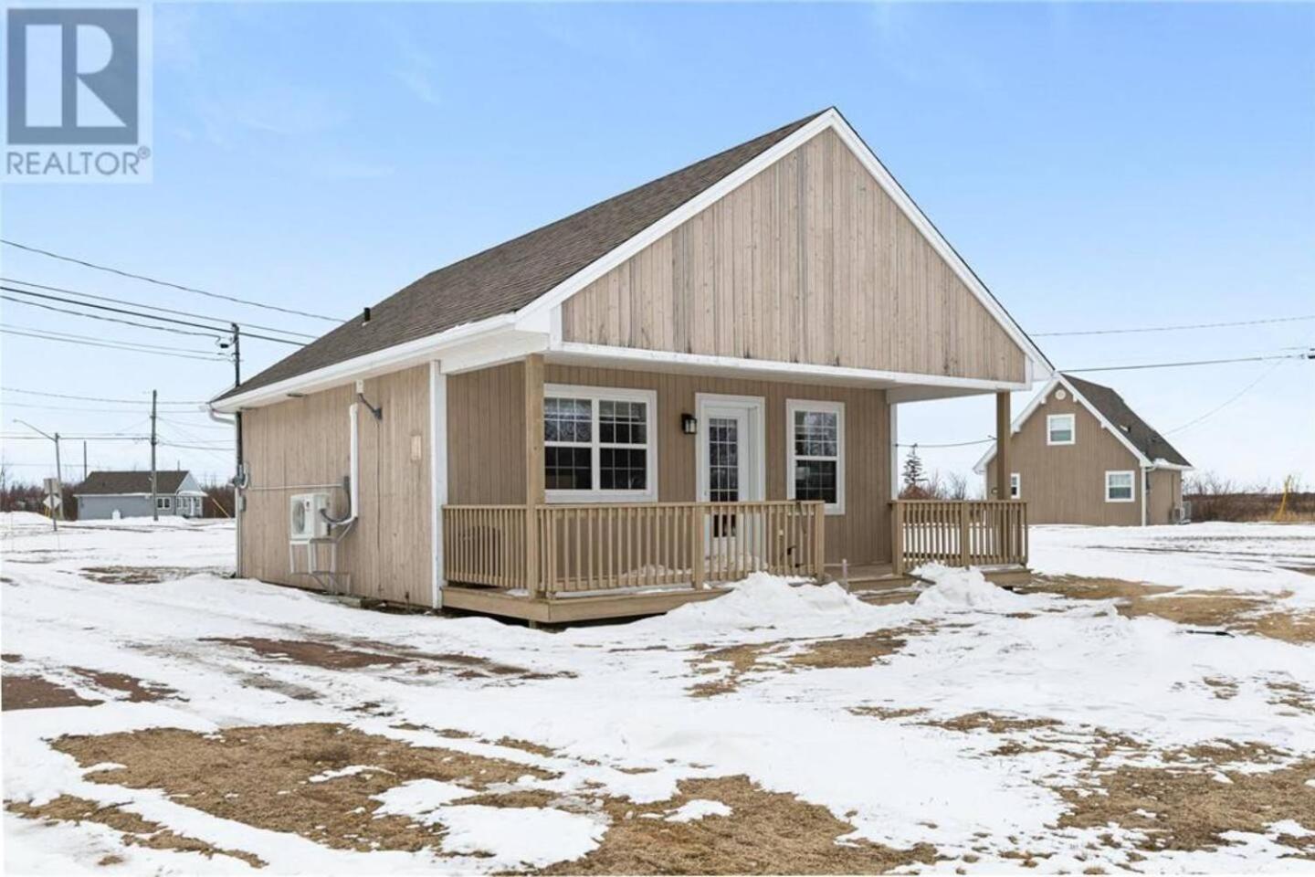 Seabreeze Aboiteau Cottage - beach access