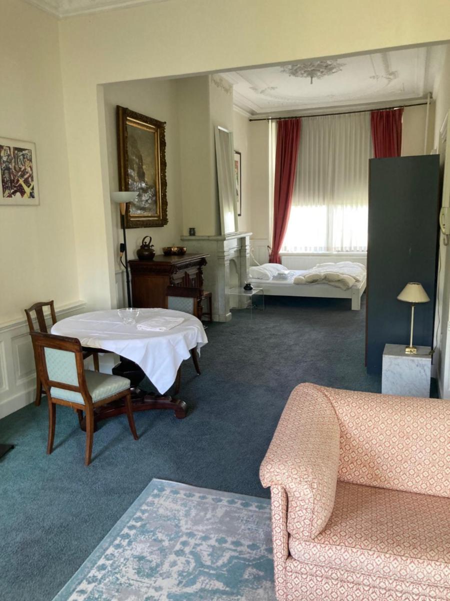Vondelparkmuseum Inn
