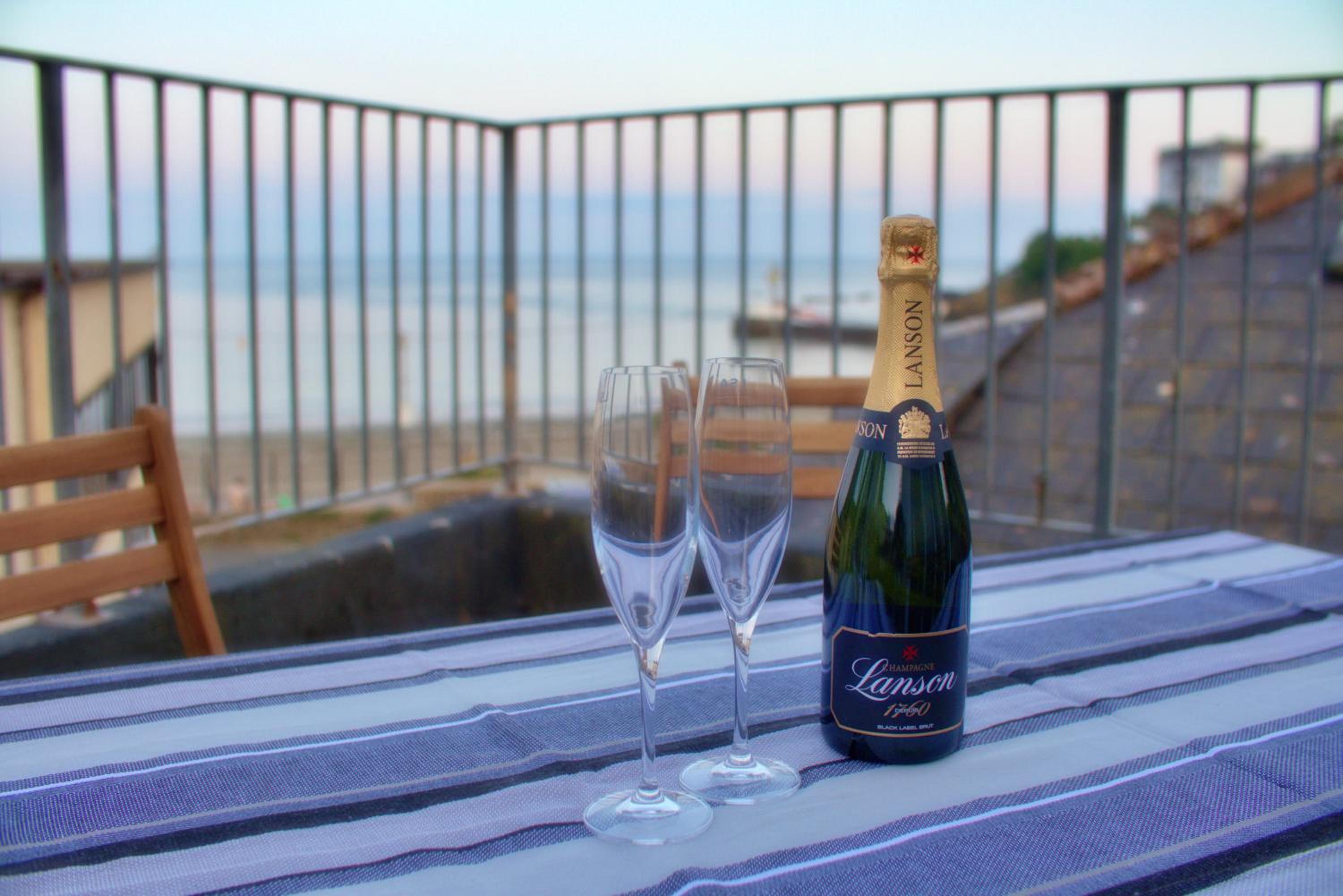 Looe Vacations - The Decker Apartment - Property Image 18