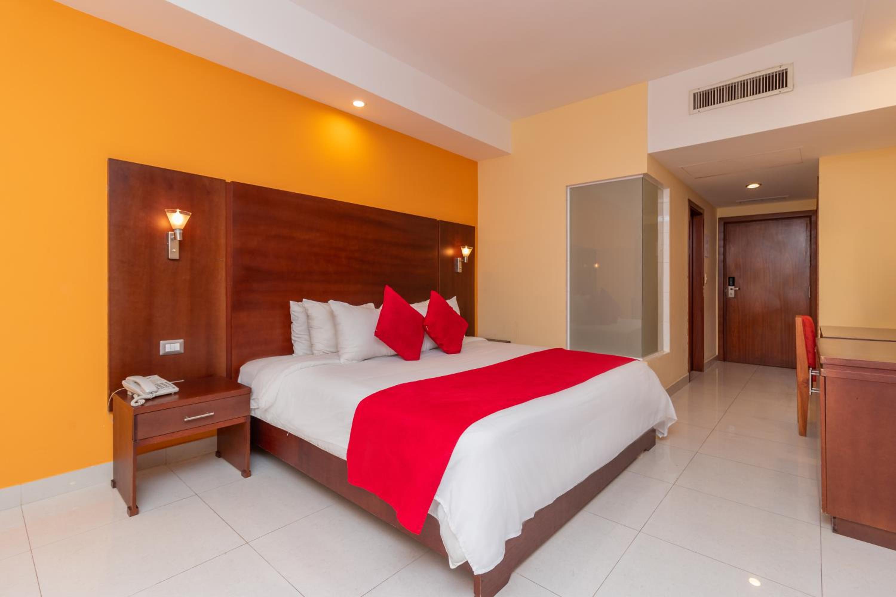 Hotel Faranda Express Puerta del Sol Porlamar - Photo 18