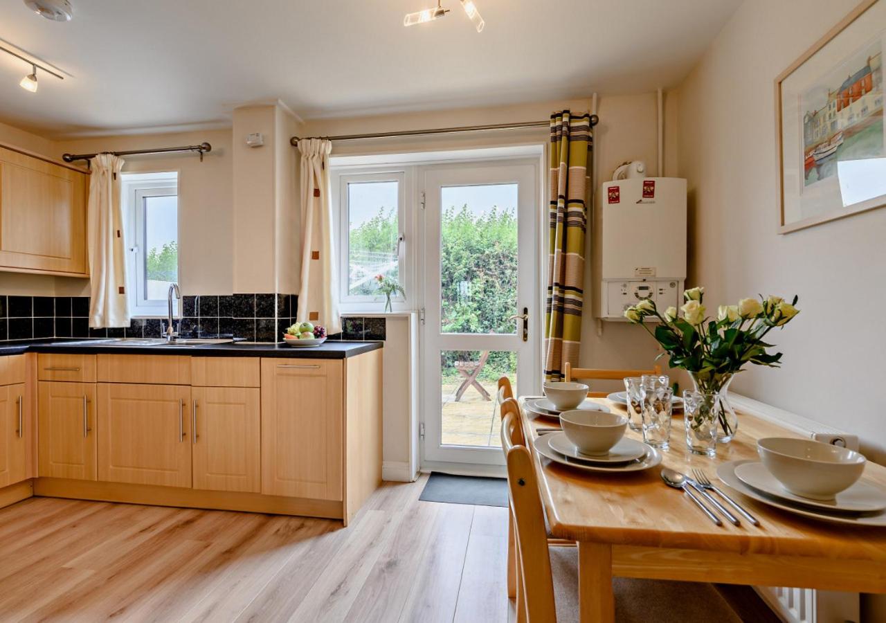 2 Bed in Padstow oc-p00183