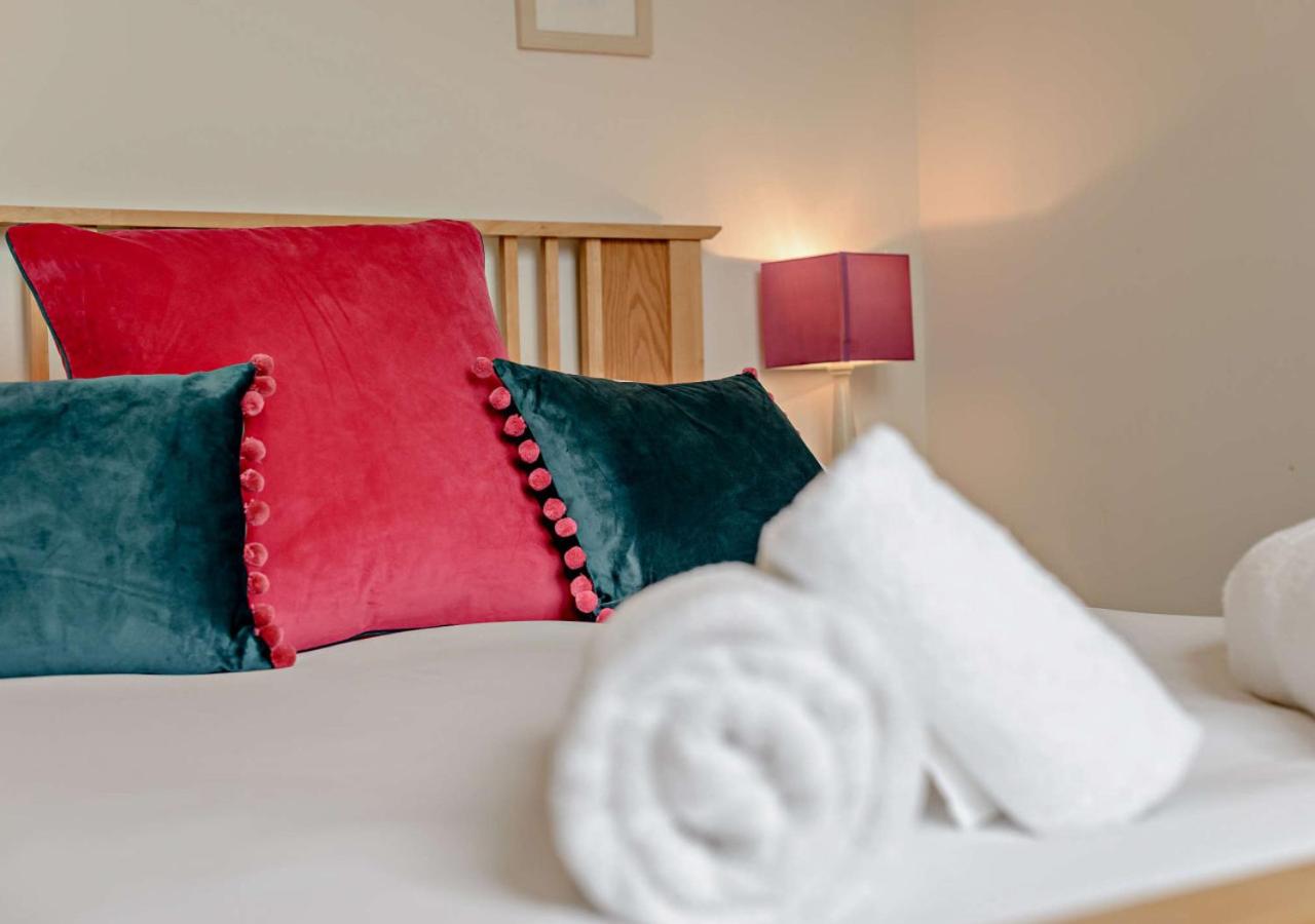 2 Bed in Padstow oc-p00183