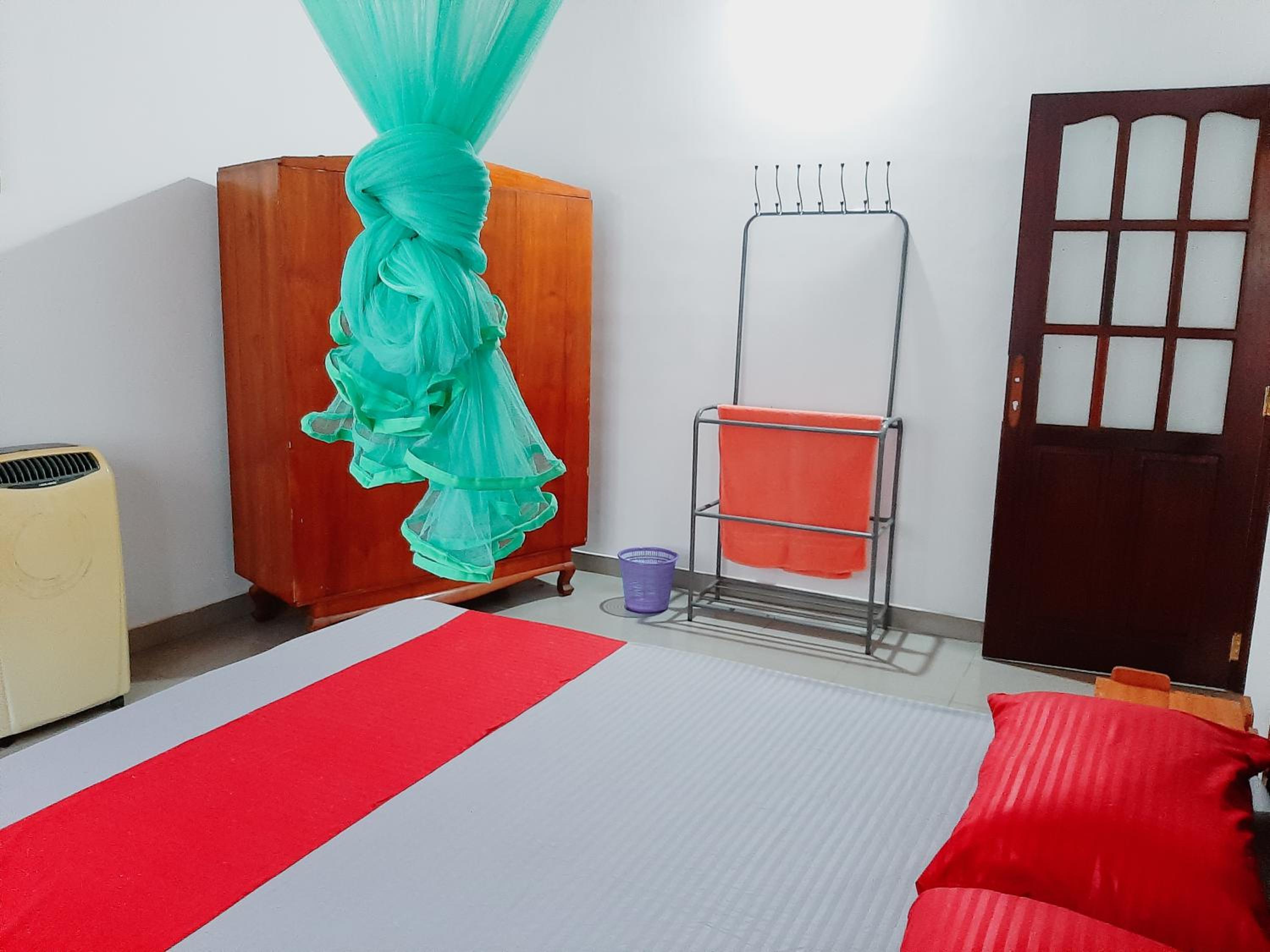 Photo 42