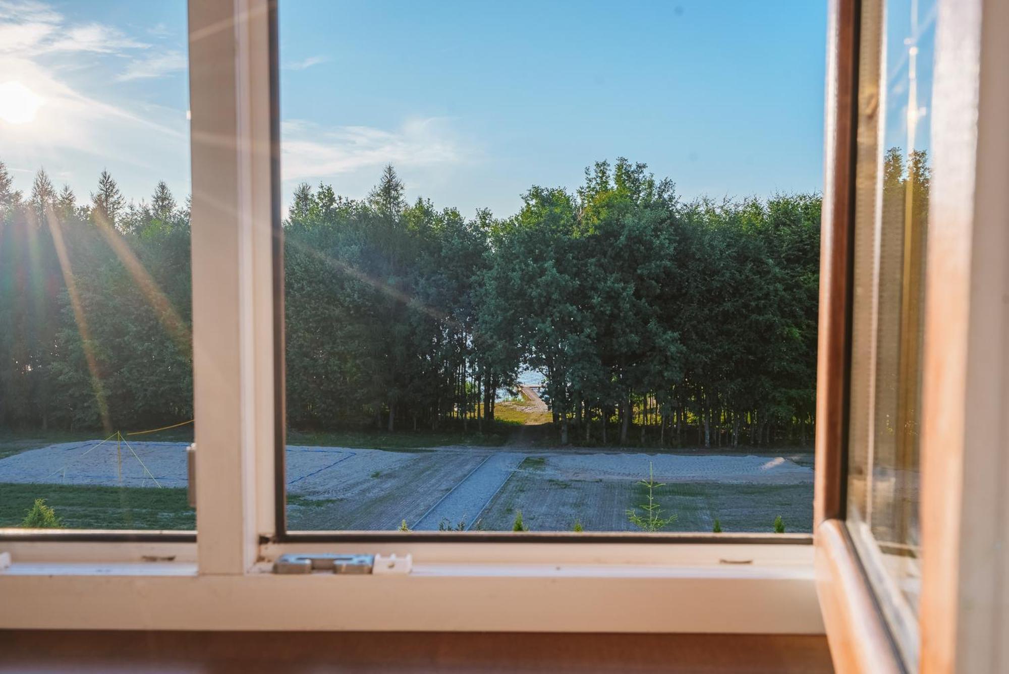Przystań Jeziorany - pokoje nad jeziorem