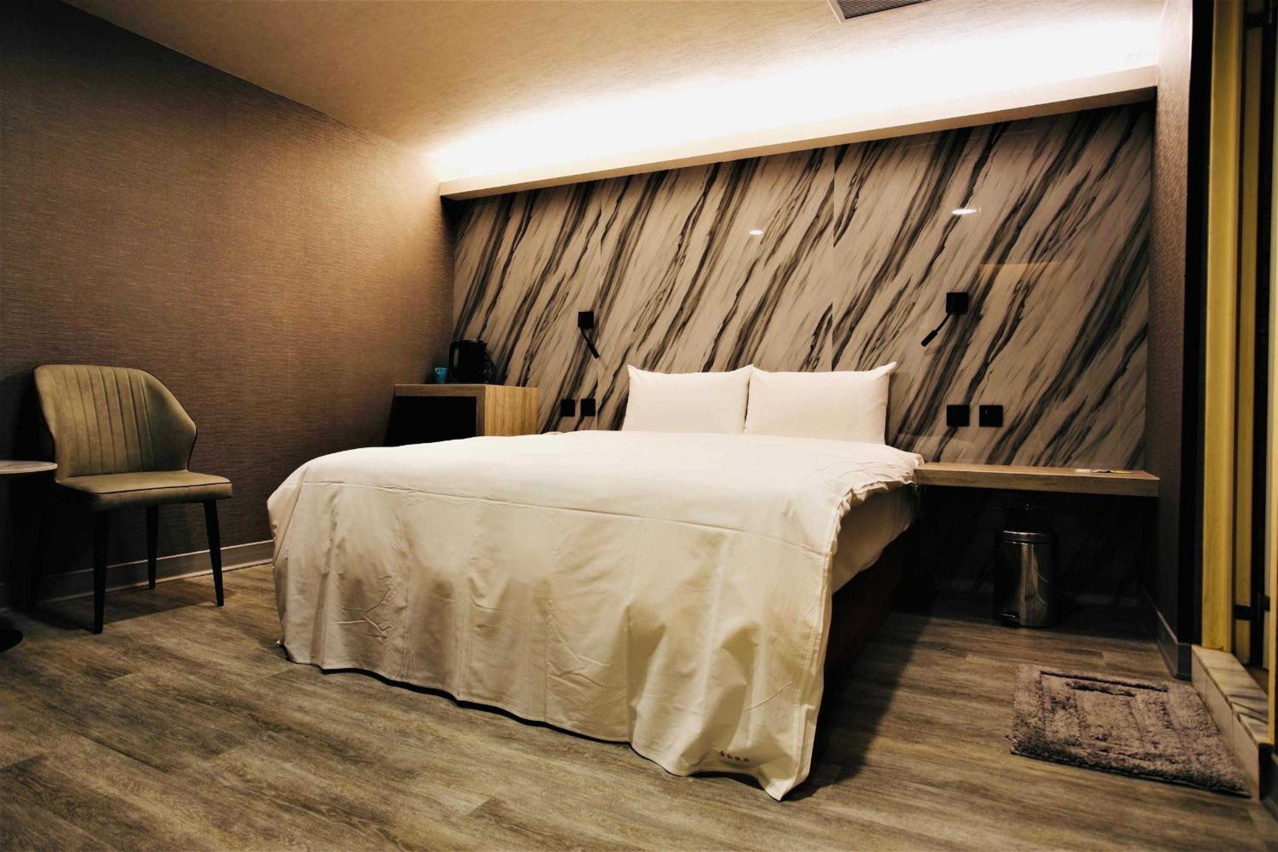 Golden Home Hotel