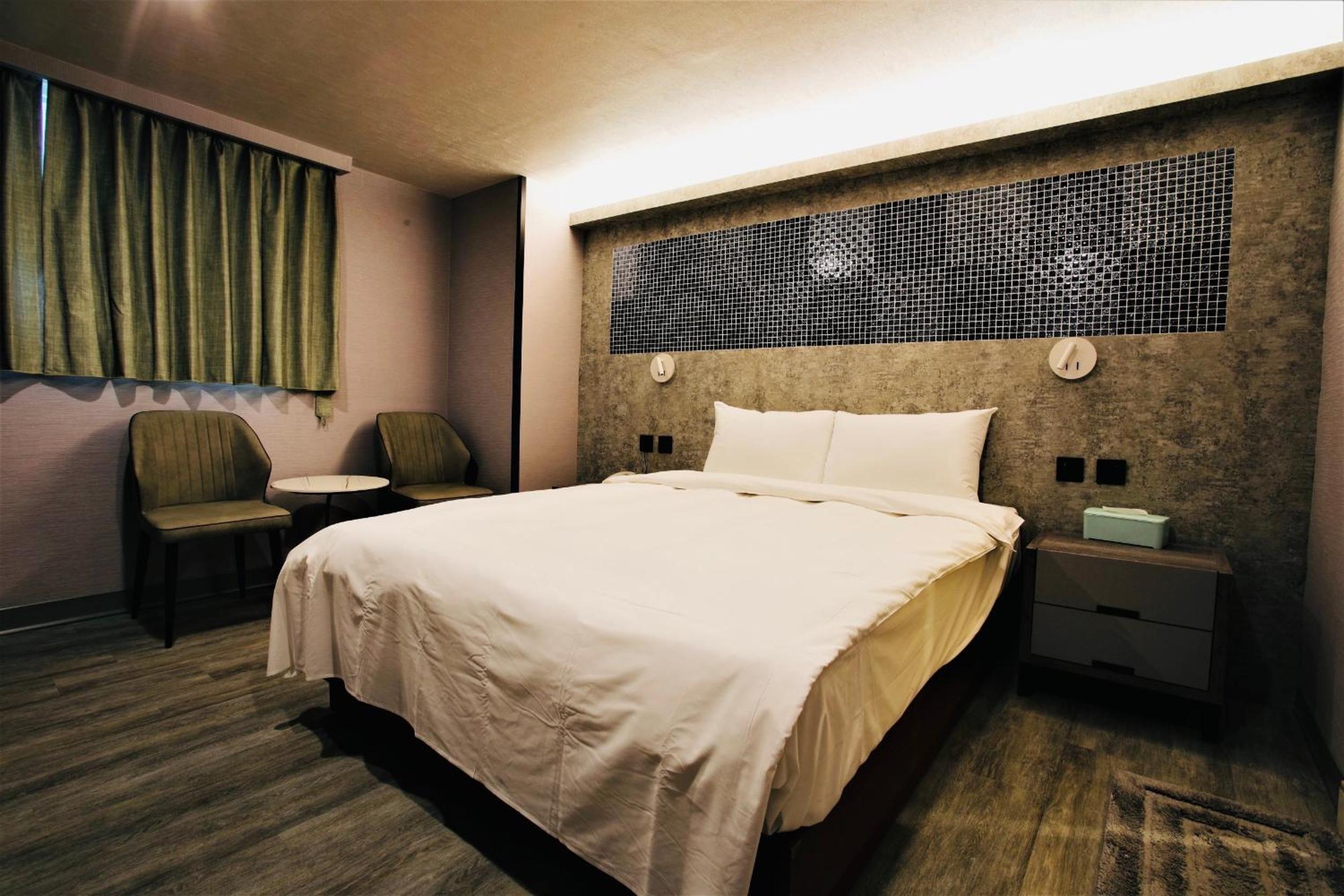 Golden Home Hotel