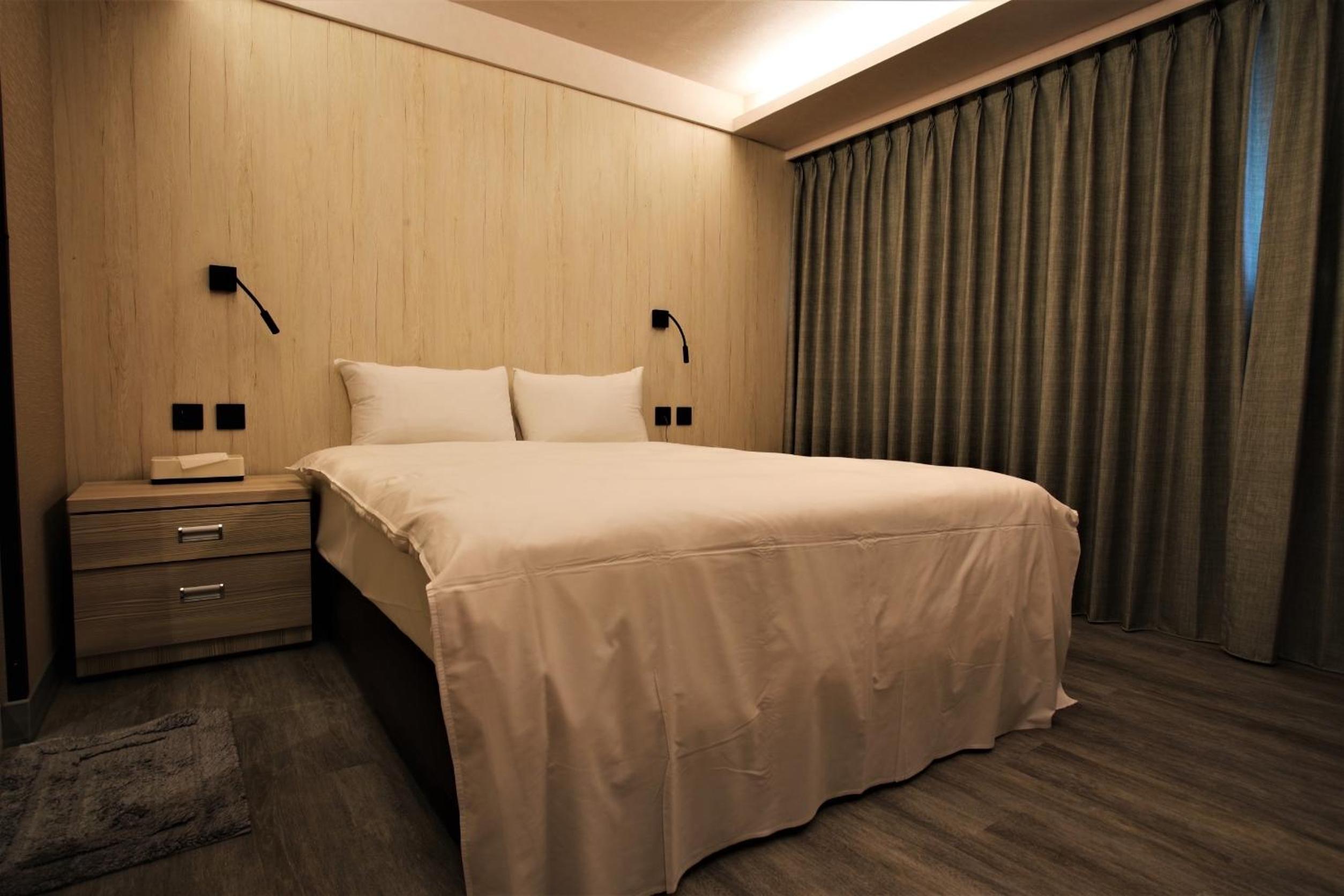 Golden Home Hotel