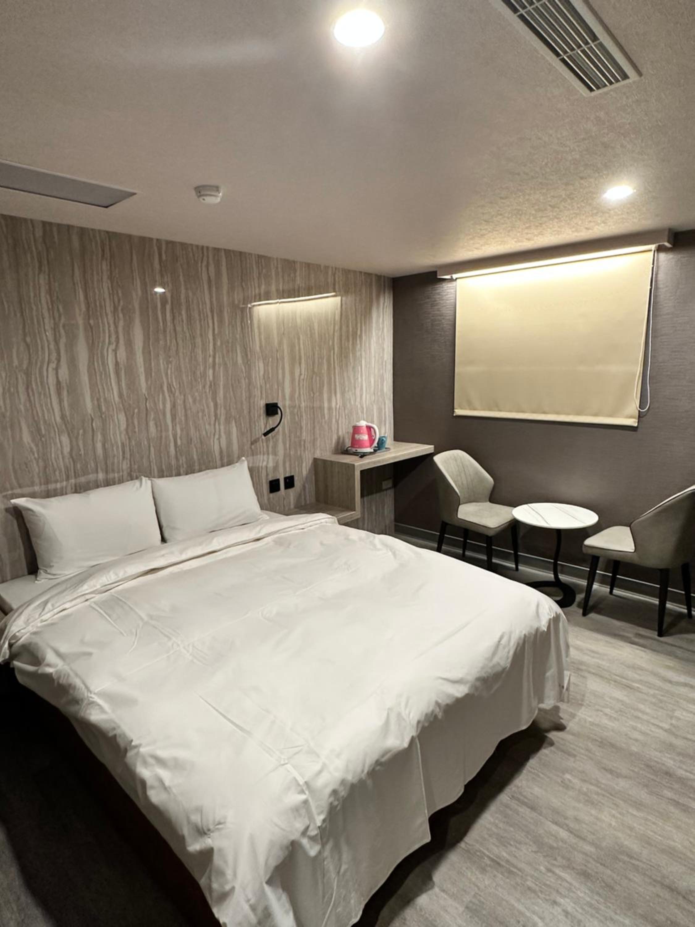 Golden Home Hotel