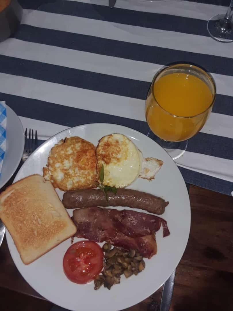 Zoete Inval Travelers Lodge Guesthouse Hermanus