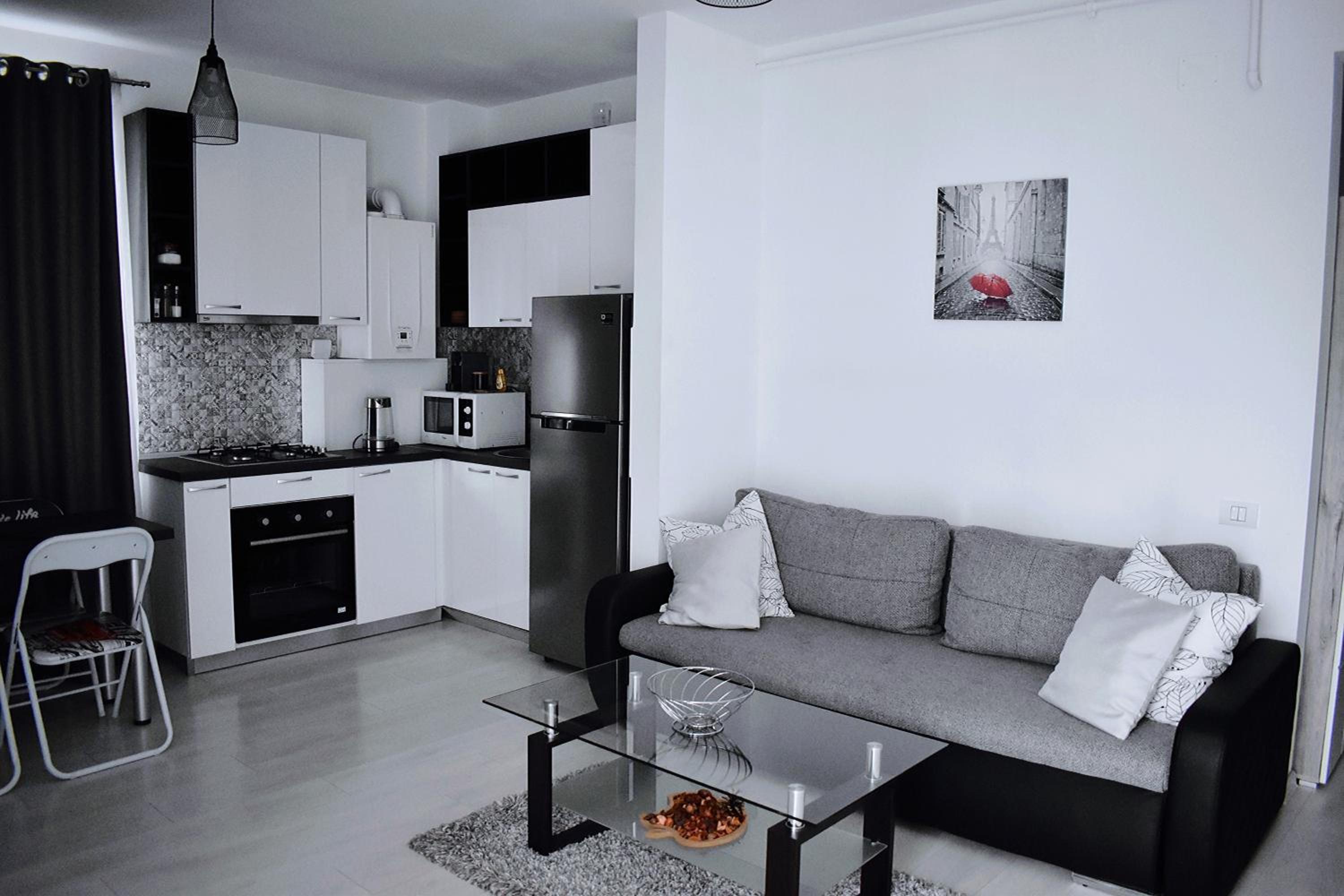 Etalon Airport Apartments view 4