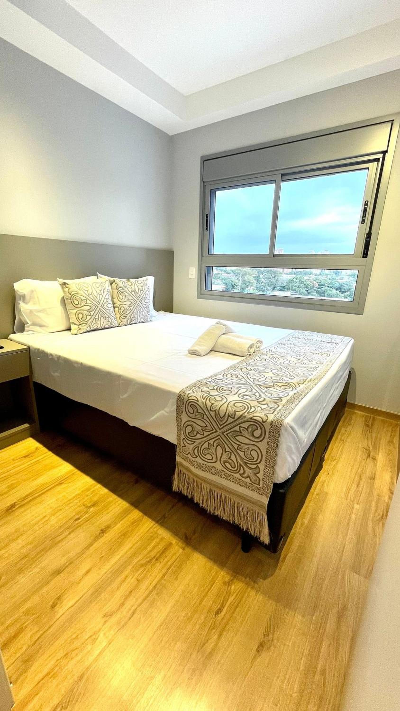 Haus Stay. APARTAMENTO COM QUARTO & SALA. LUXO. MOEMA.
