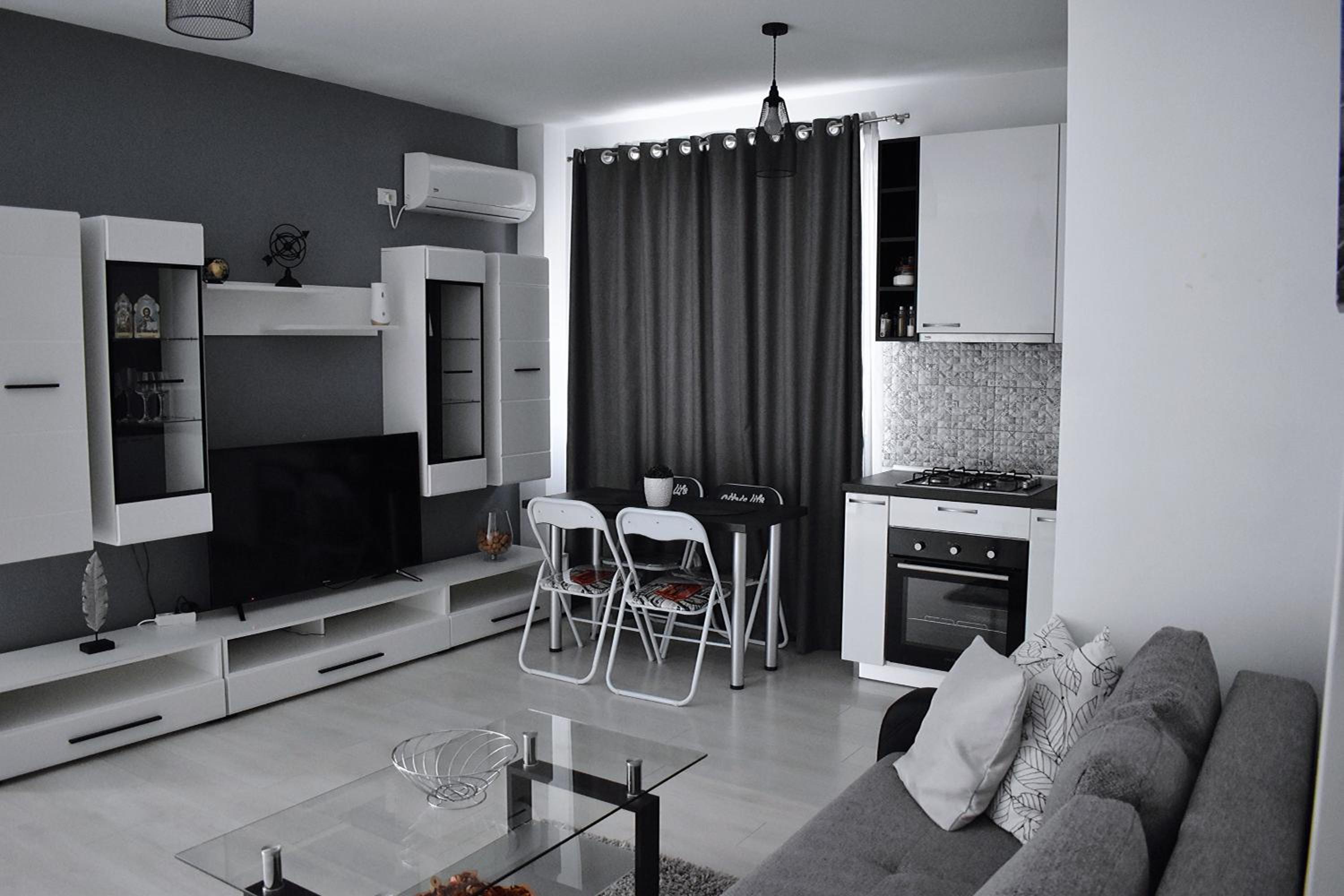 Etalon Airport Apartments view 5