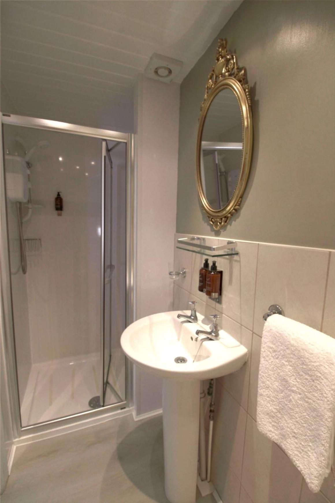 Clifton Villa Guest House