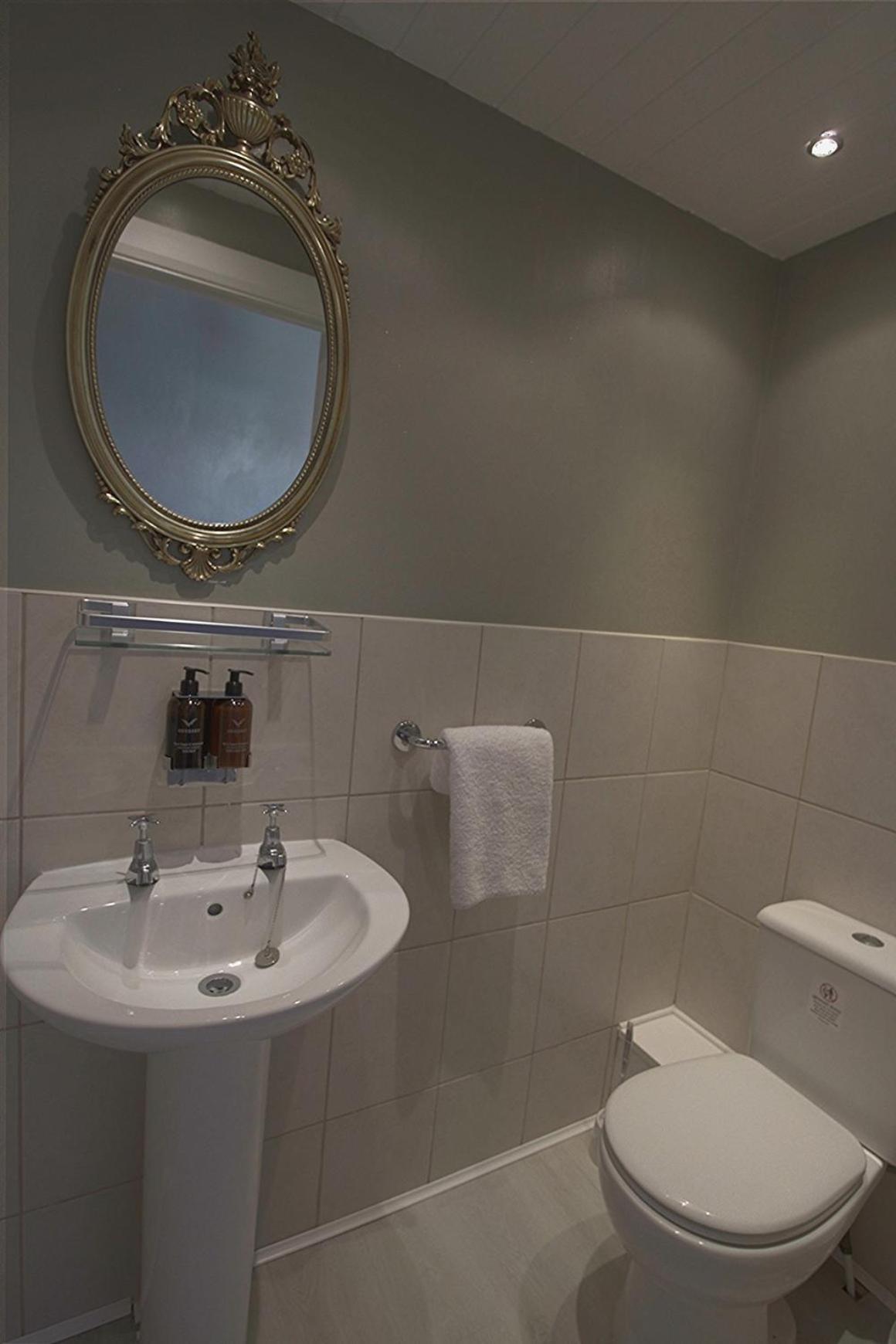 Clifton Villa Guest House