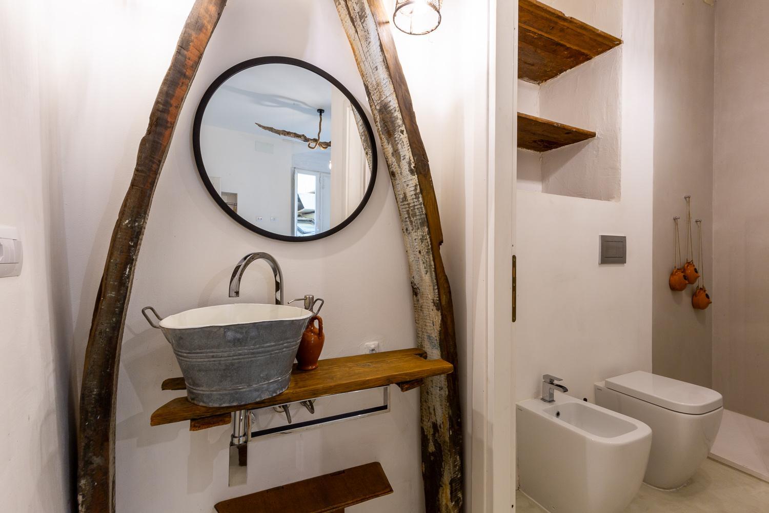 Photo 103