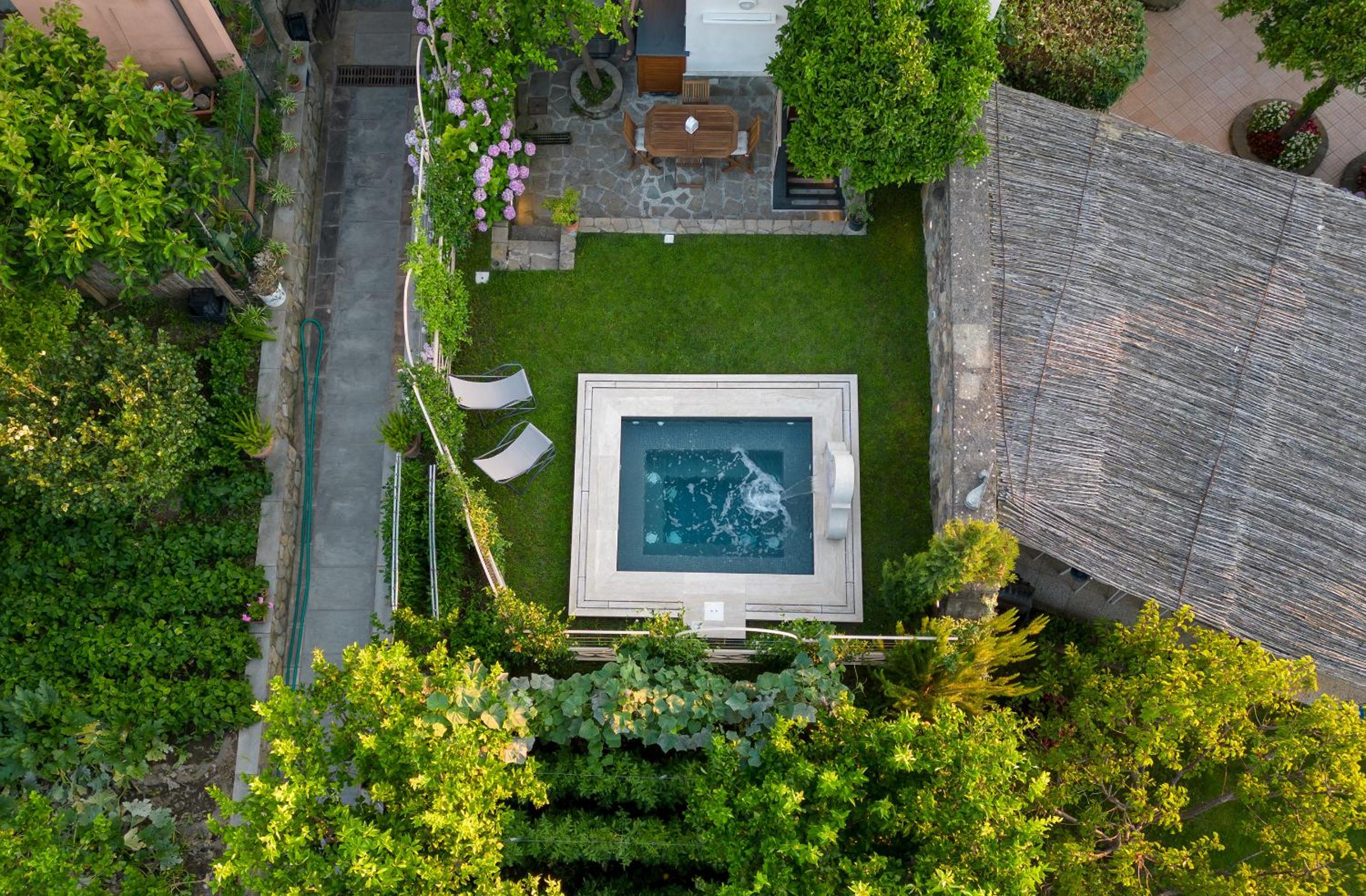 INSULA LUBRENSIS flat photo 2