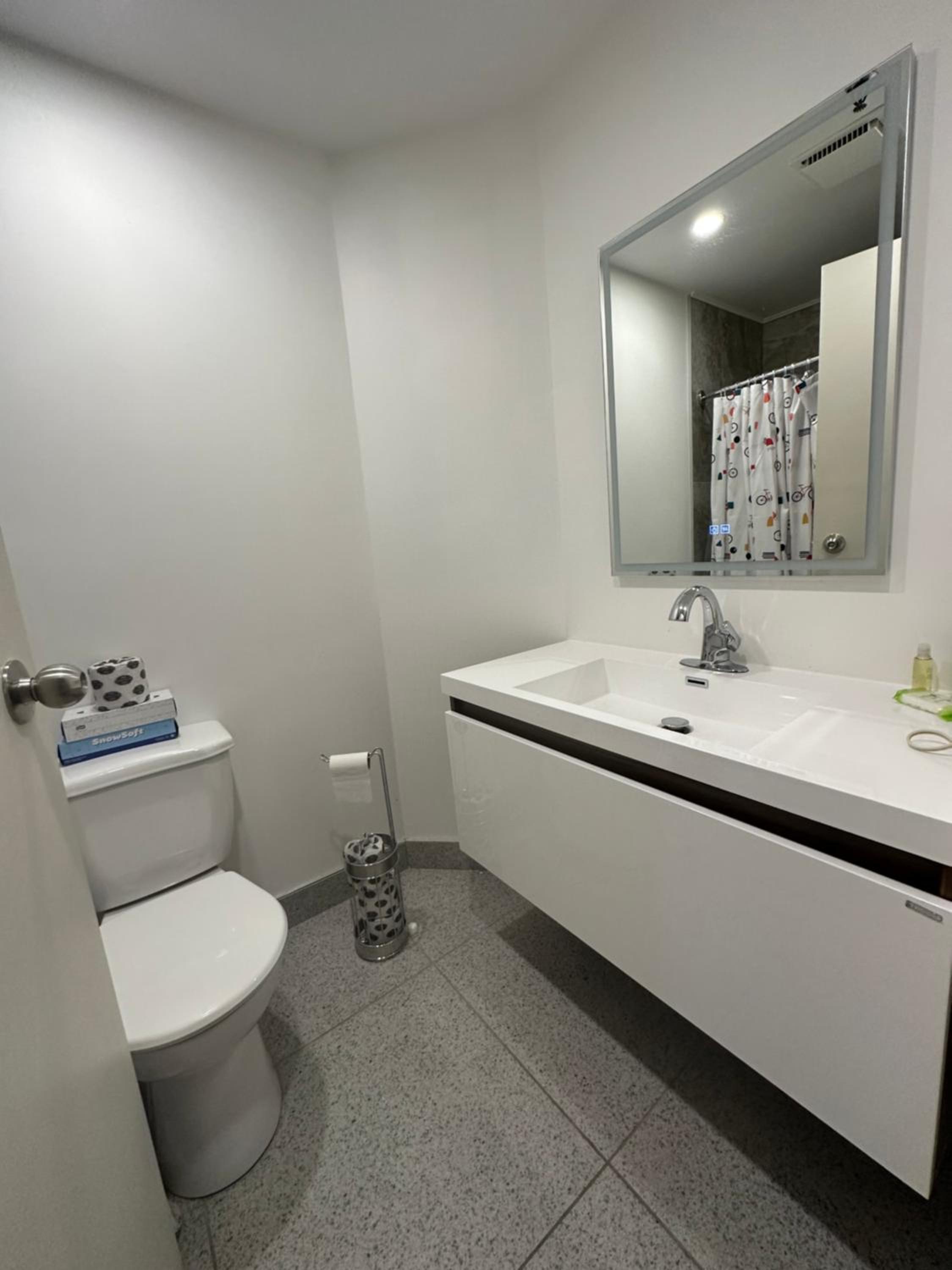Condos Vacances MSA - incluant piscine et spas extérieurs chauffés à L'ANNÉE!!