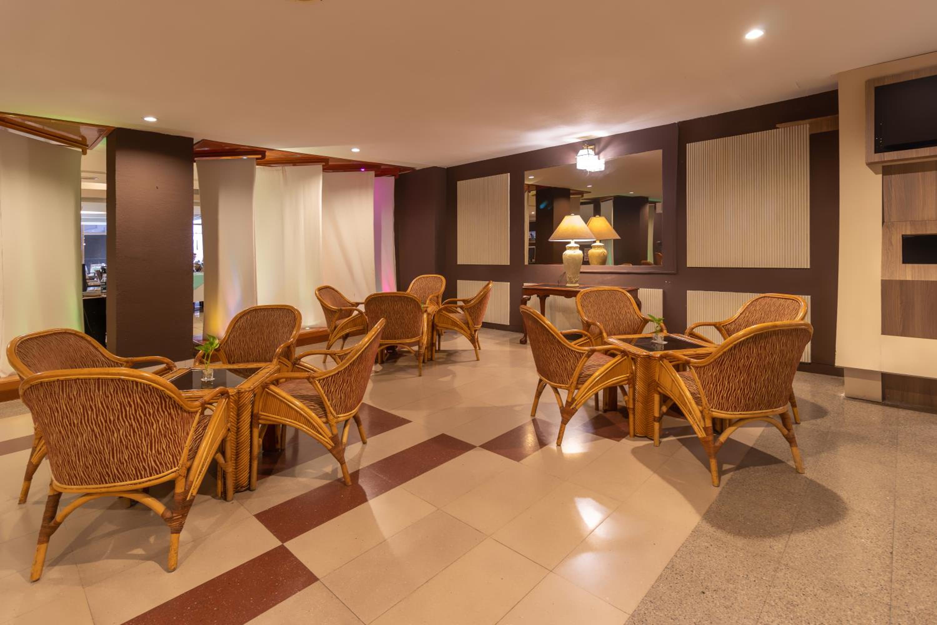Hotel Faranda Express Puerta del Sol Porlamar - Photo 29