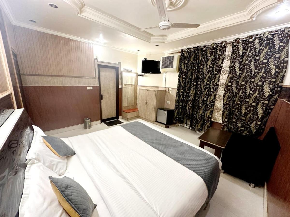 The Om Hari Residency