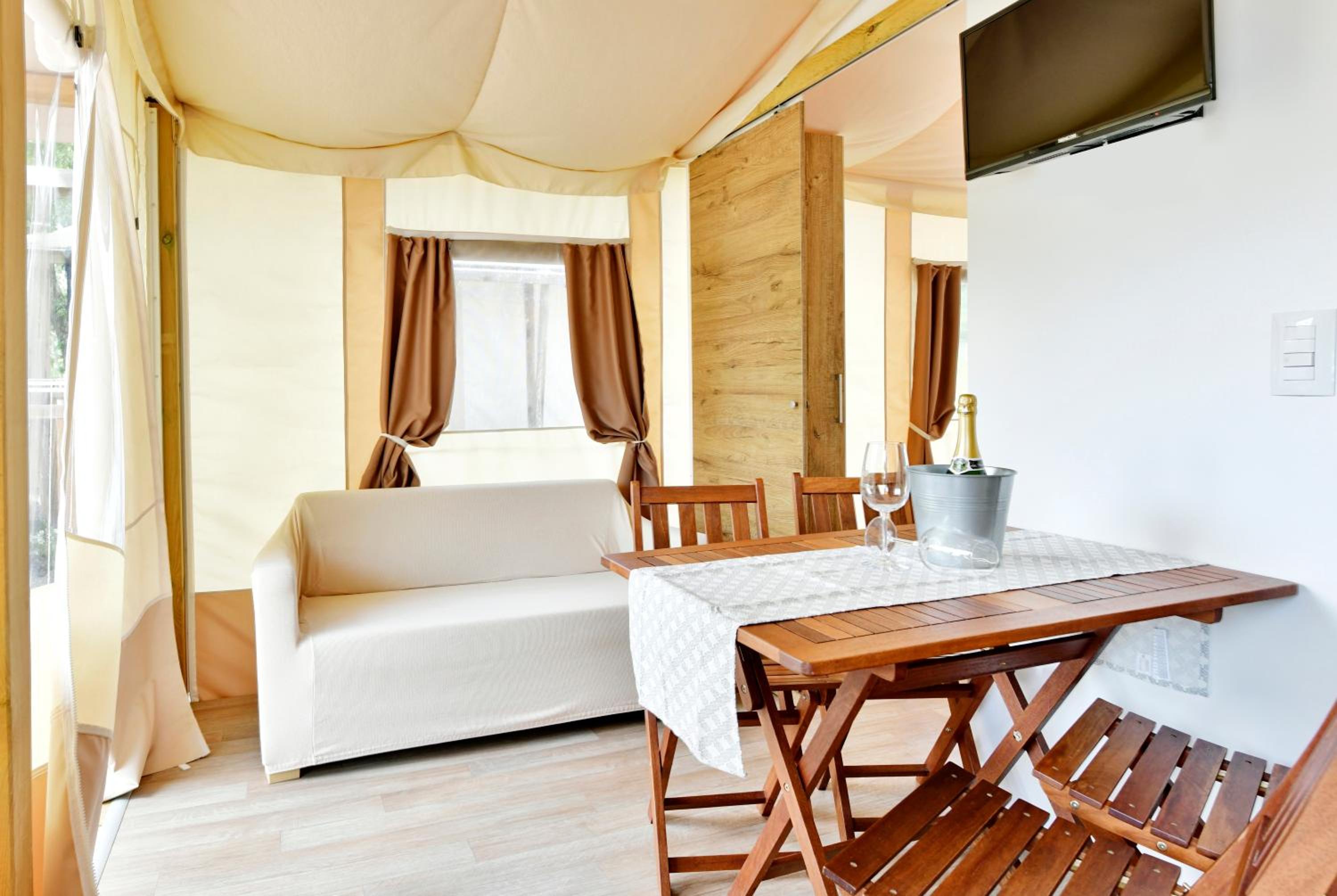 Polidor Glamping Resort view 5