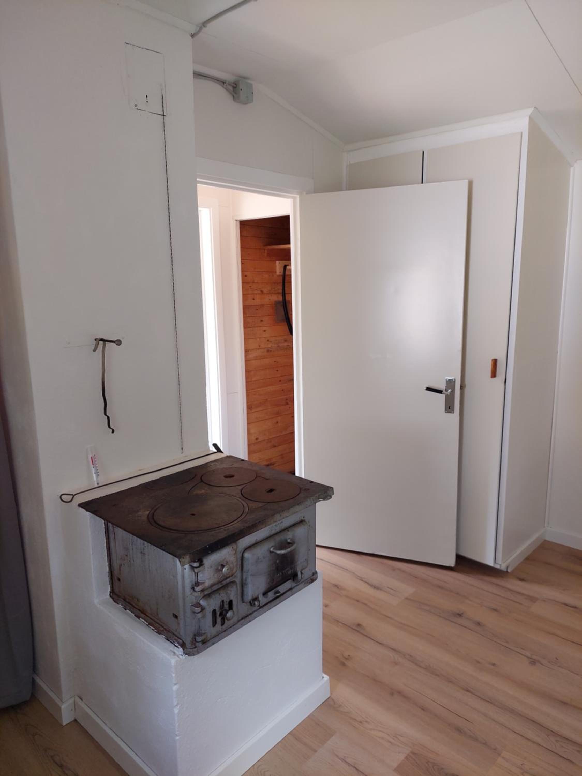 Linsell stuga view 5