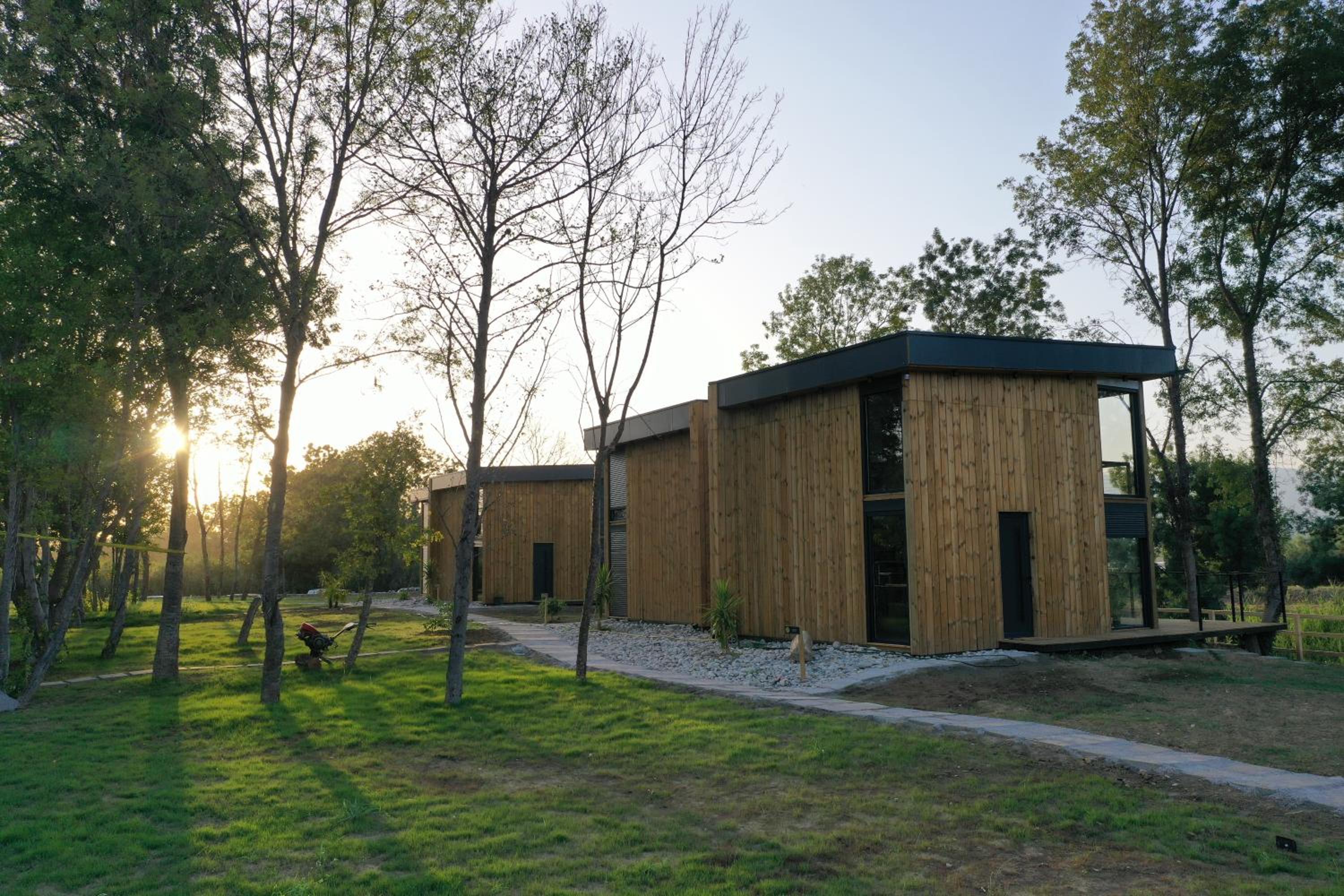 Photo 32