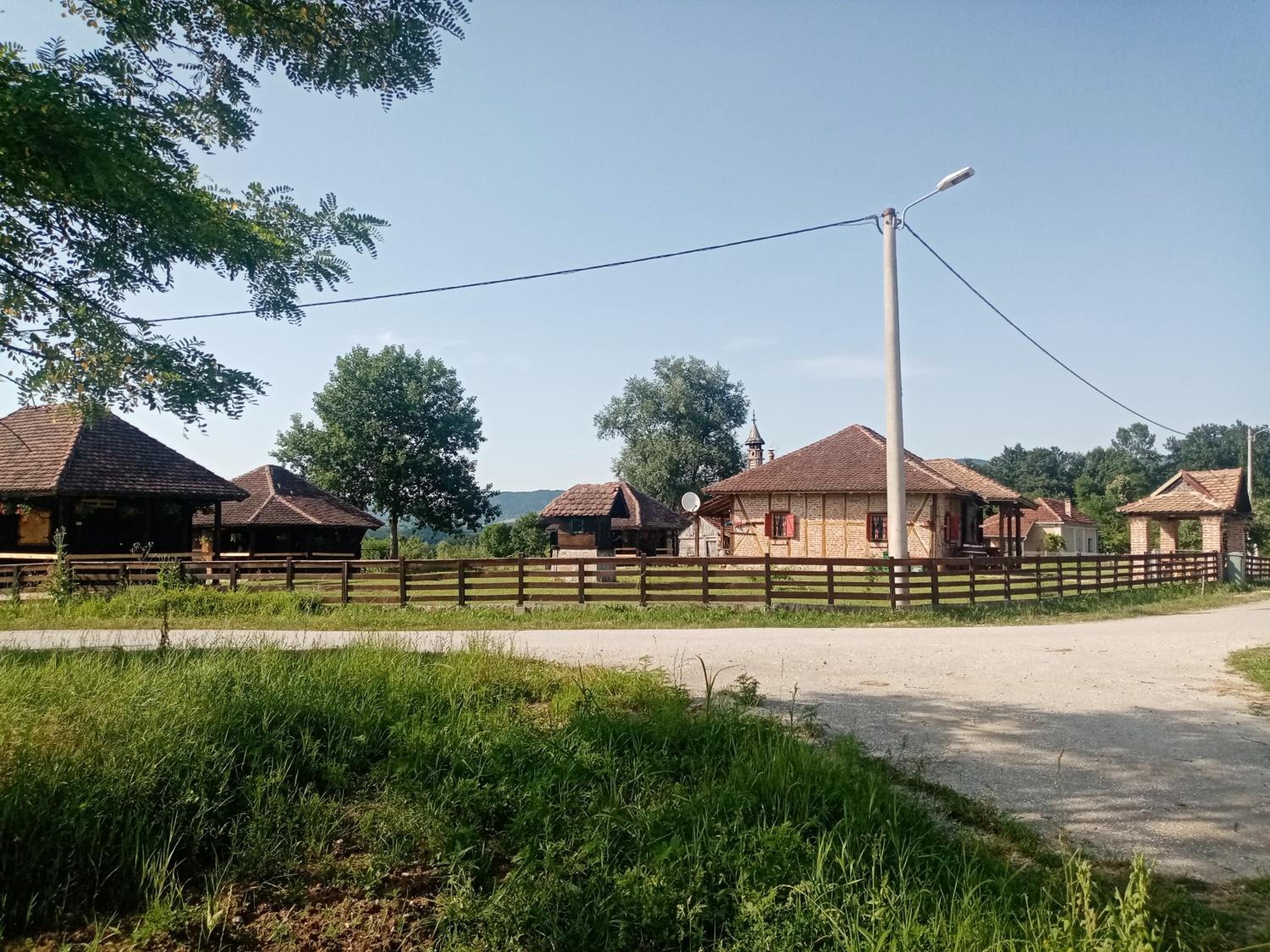 KONACI ČAKAREVIC
