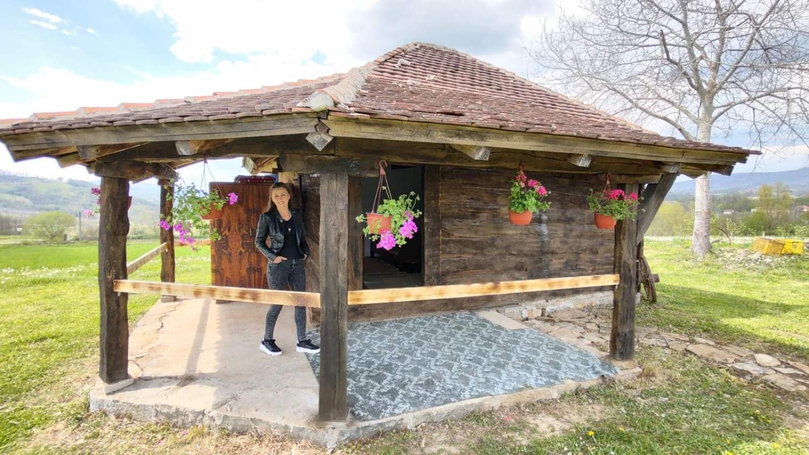KONACI ČAKAREVIC