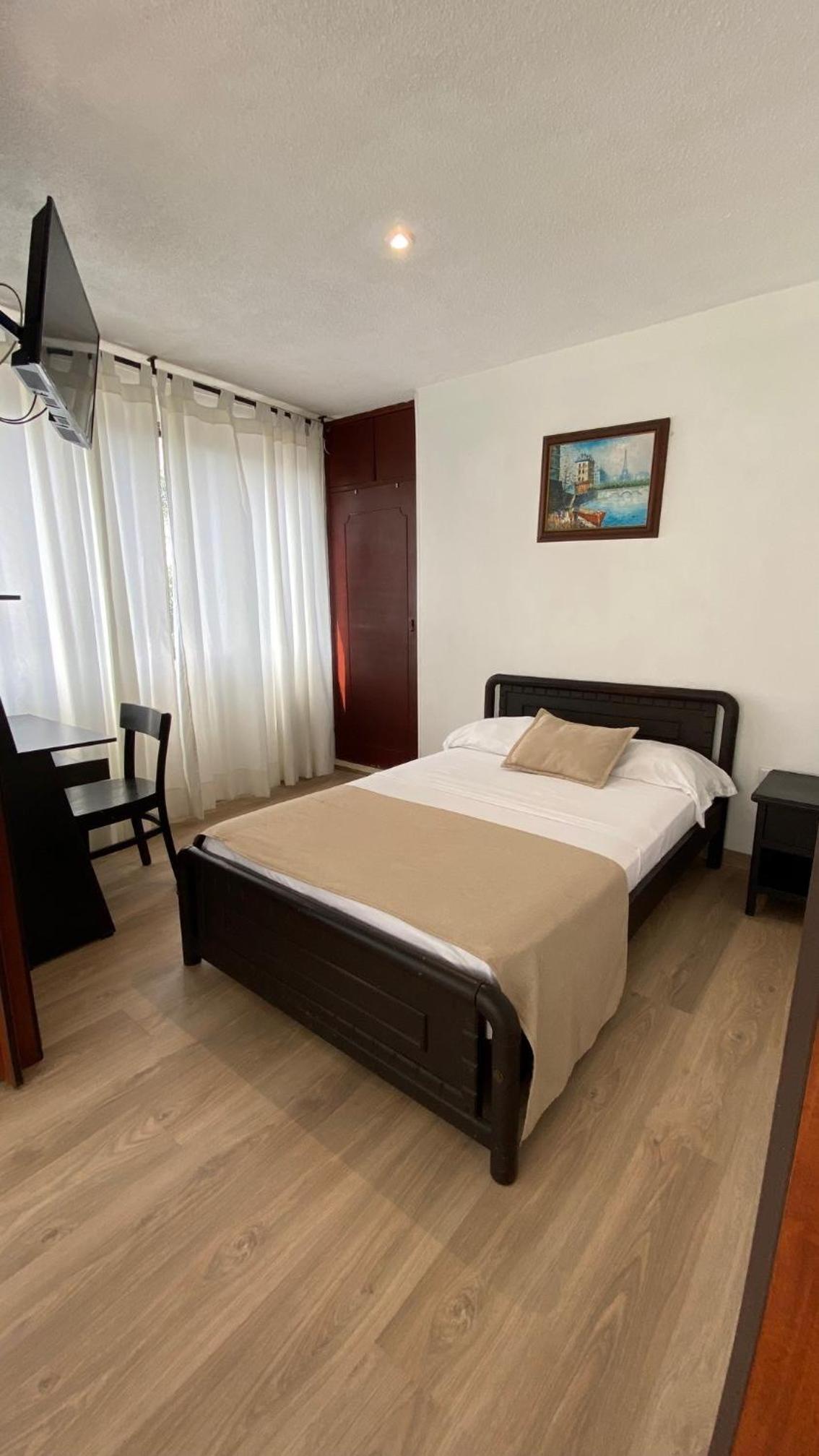 Hotel Montecarlo